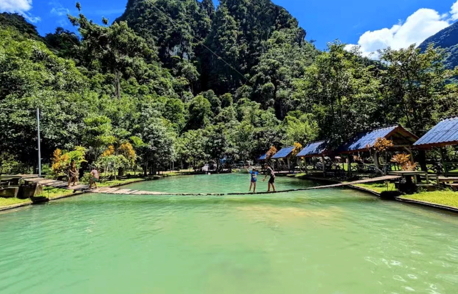Vang Vieng: Zipline, Water Cave, Tham Chang & Blue Lagoon 2