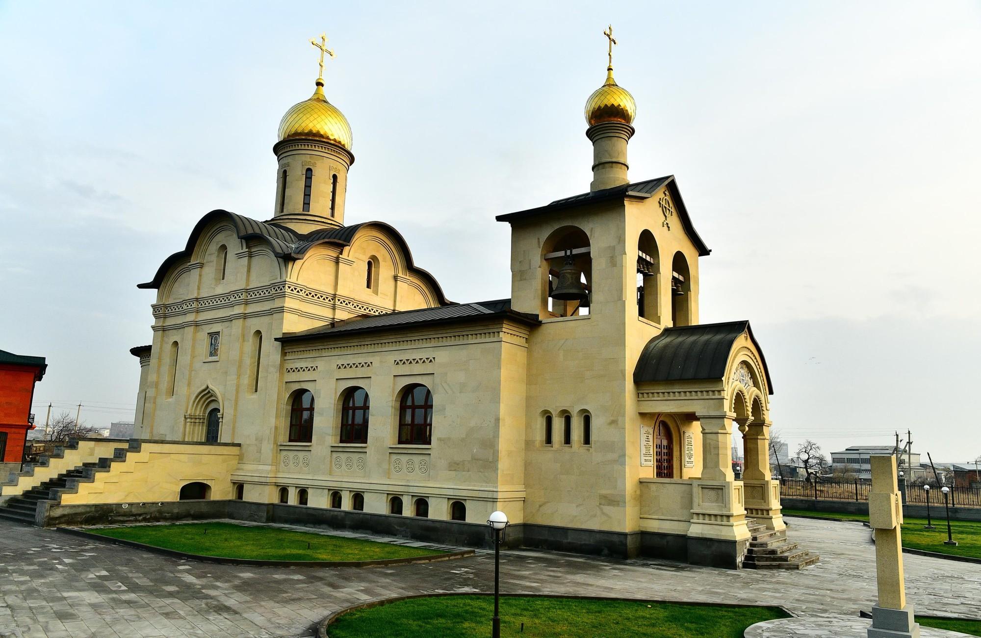 Yerevan: Private Religious Sites Tour with Guide