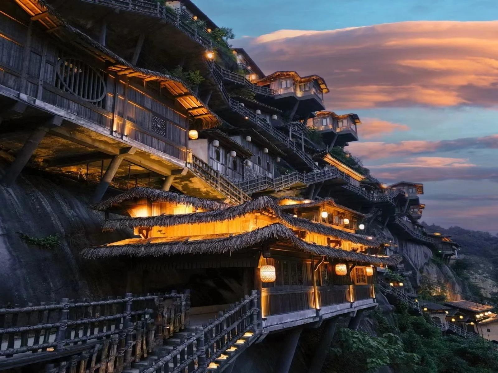 Shanghai: Sanqingshan & Wangxian Valley 3-Day Private Tour