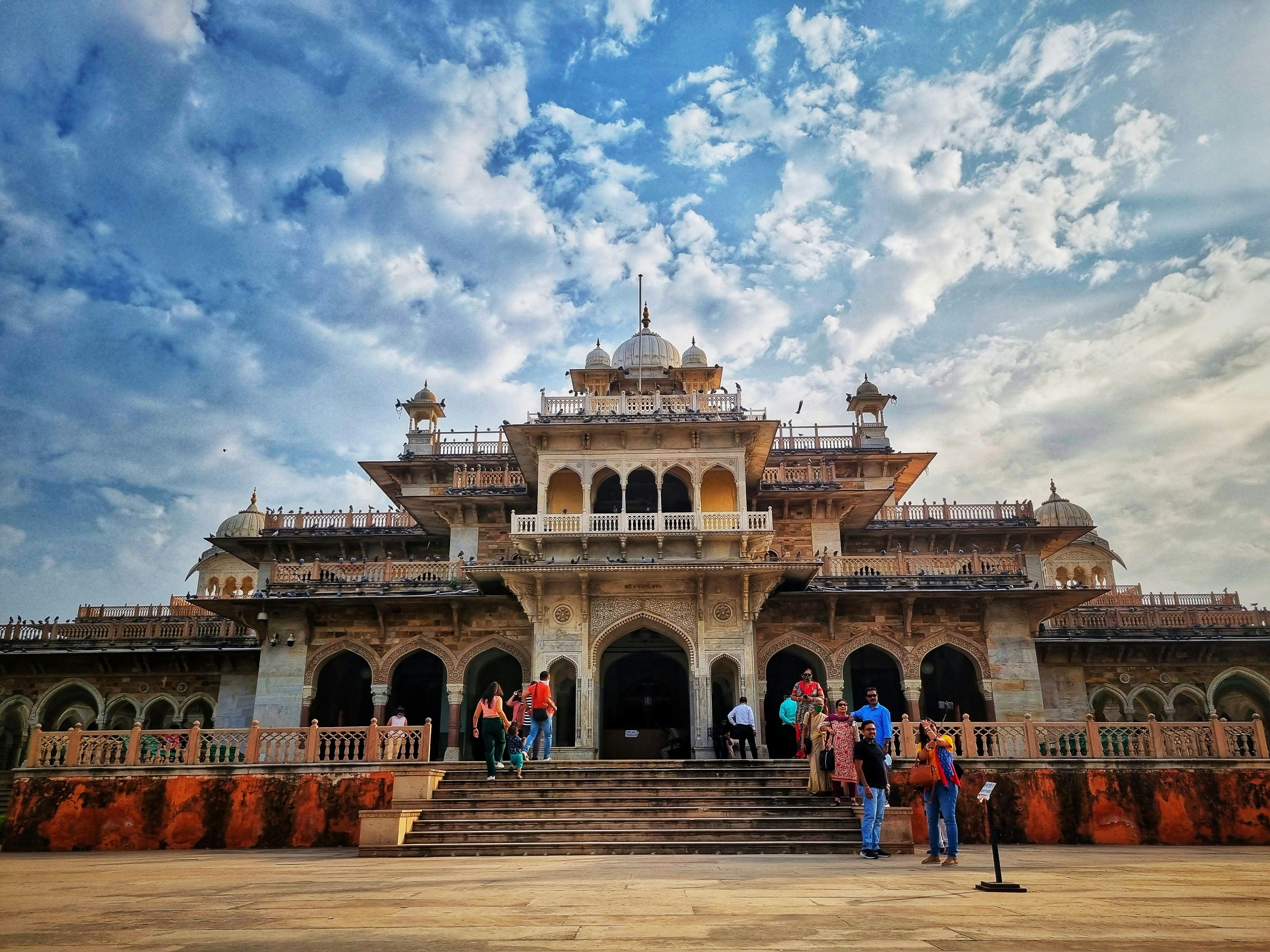 Jaipur: Sunrise & Sunset City Tour by Tuk-Tuk or Car