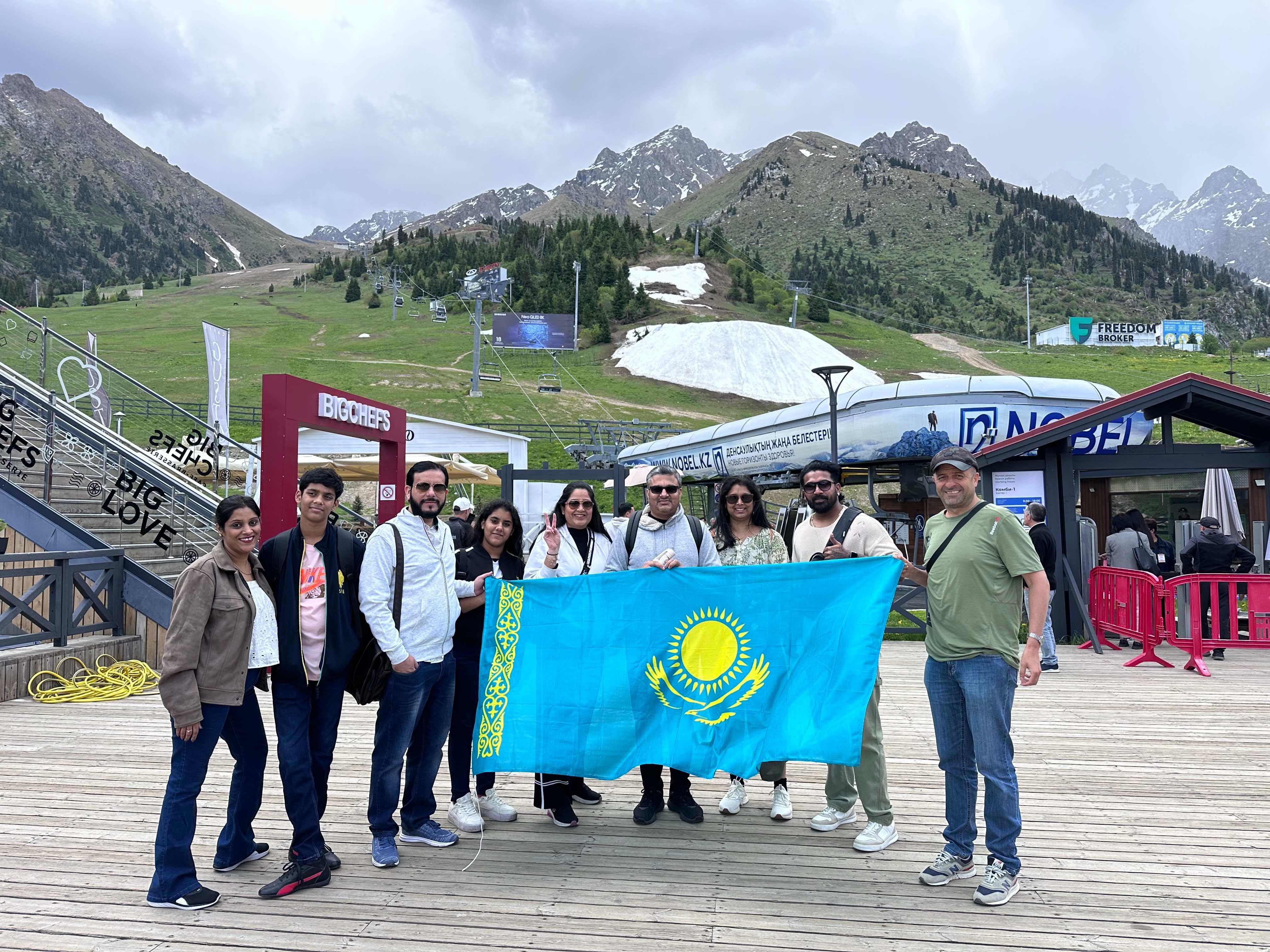 Almaty: Private City & Mountain Tour of 6 Top Attractions