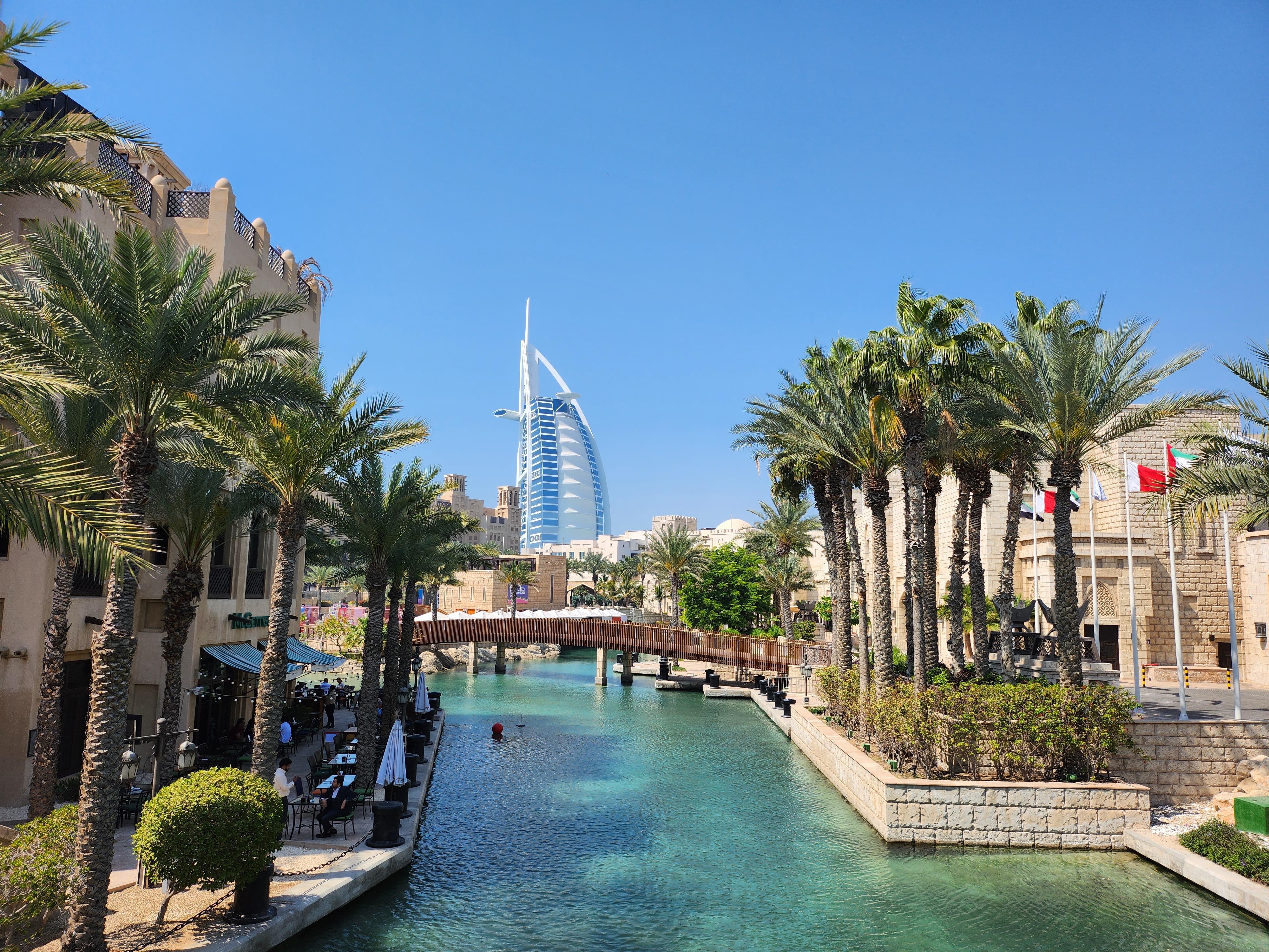 Dubai: City Highlights Tour with Blue Mosque & Street Food