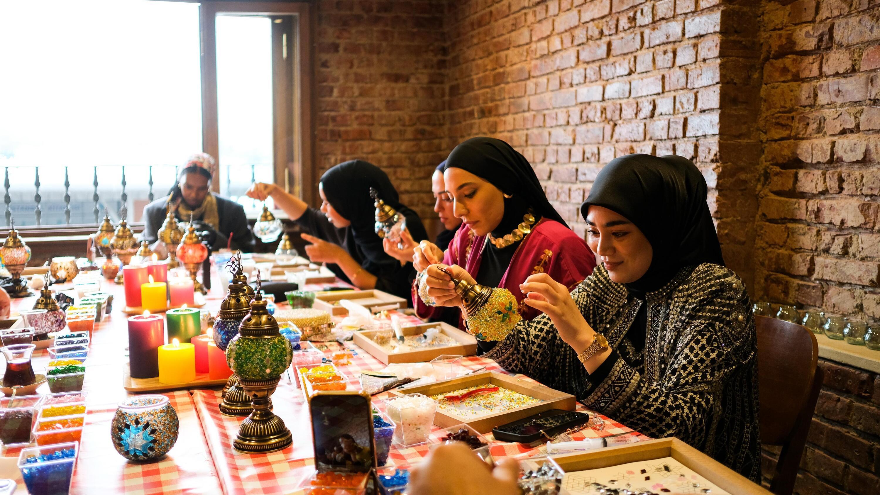 Istanbul: Mosaic Lamp Workshop in 400 Year Old Ottoman Inn 3