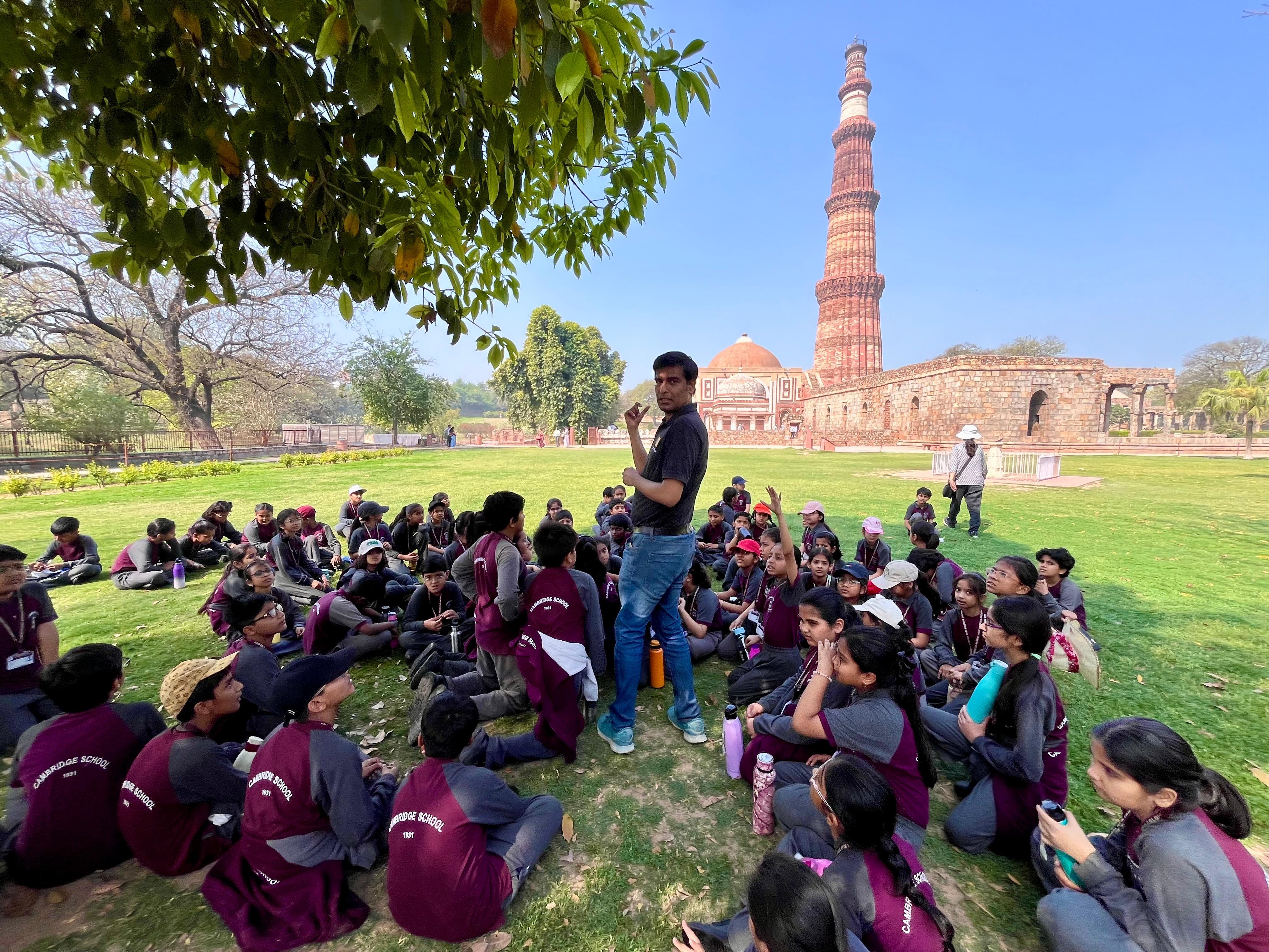 Delhi: Haunted Monuments Walking Tour 2
