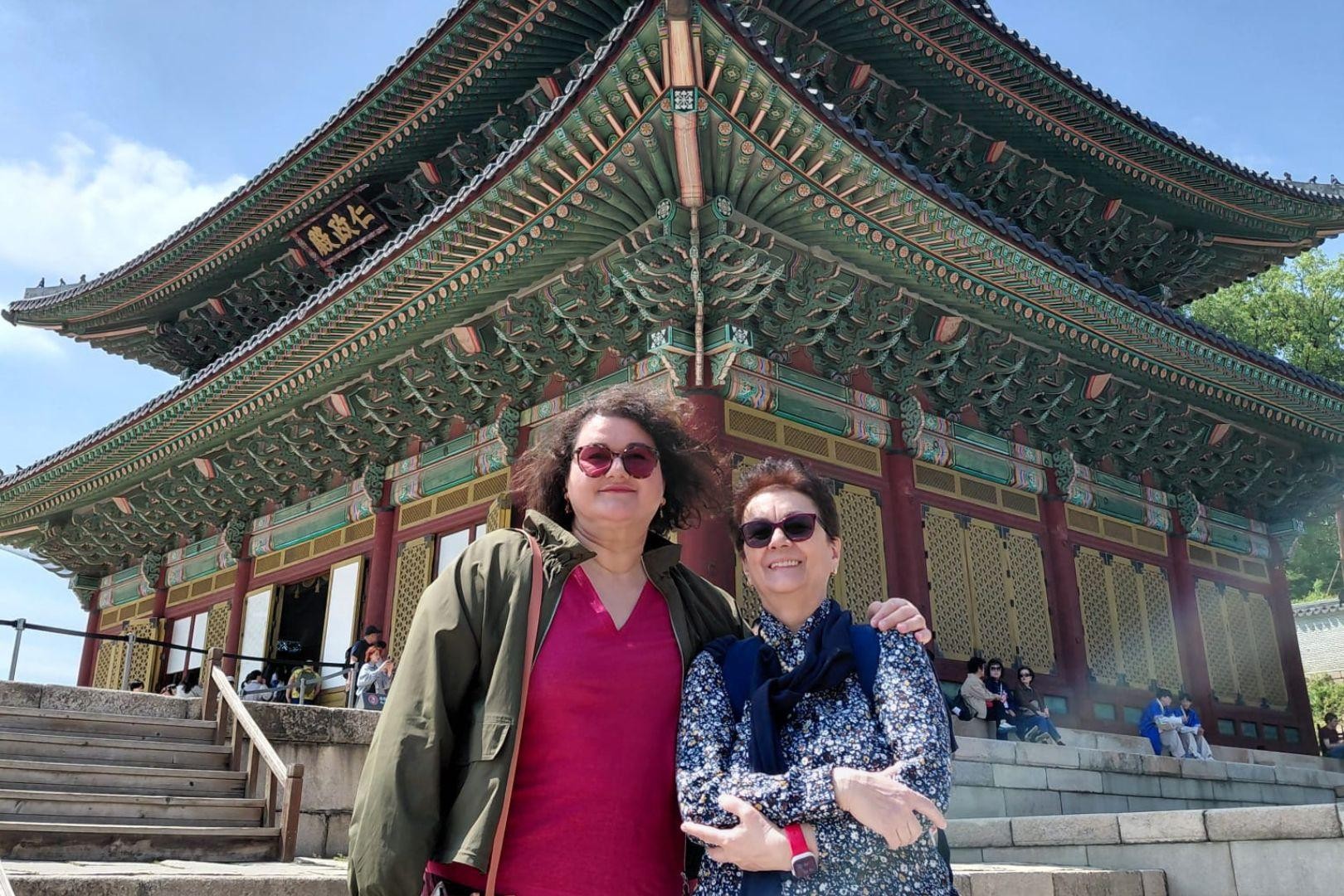 Seoul Old Town: Changdeokgung Palace & Bukchon Hidden Tour