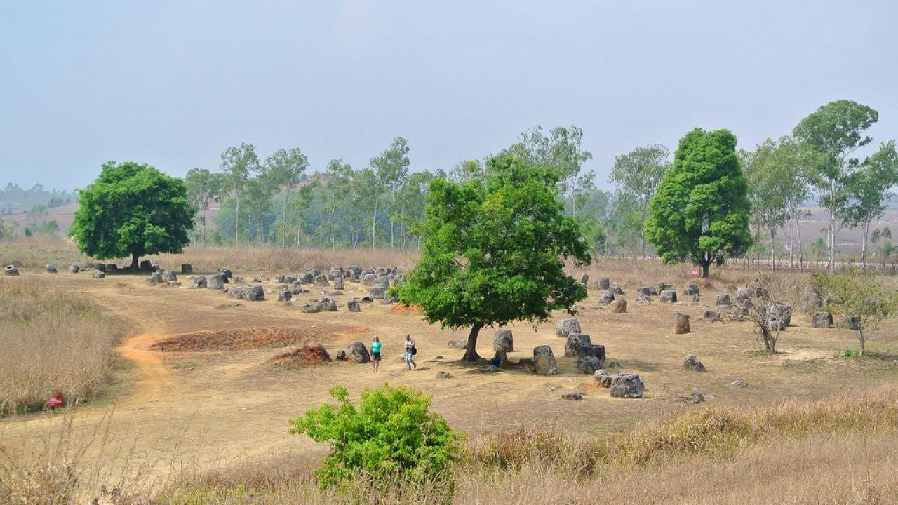From Luang Prabang: 3-Day Tour to Phonsavan & Plain of Jars