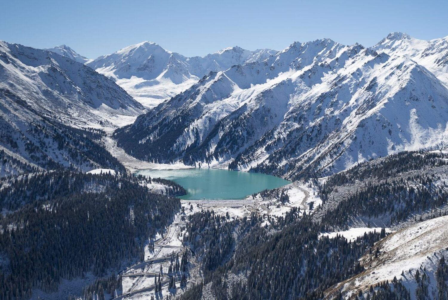 From Tashkent: Tian Shan Mountains & Charvak Lake Day Trip
