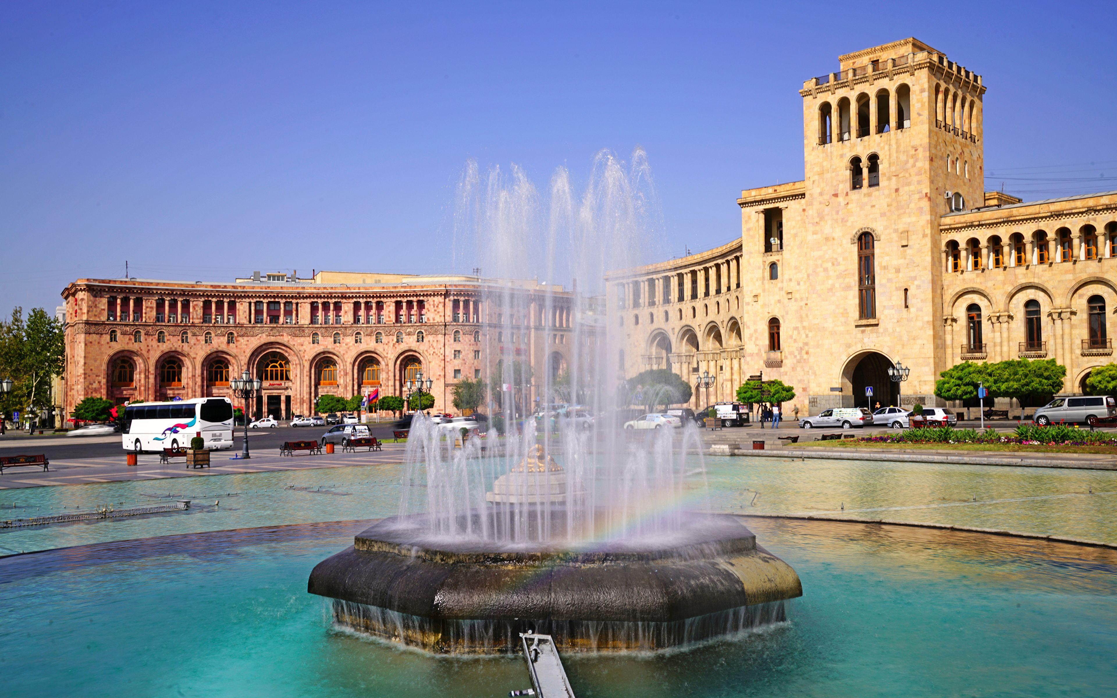 Tbilisi: Armenia Day Tour to Yerevan, Sevan & Dilijan