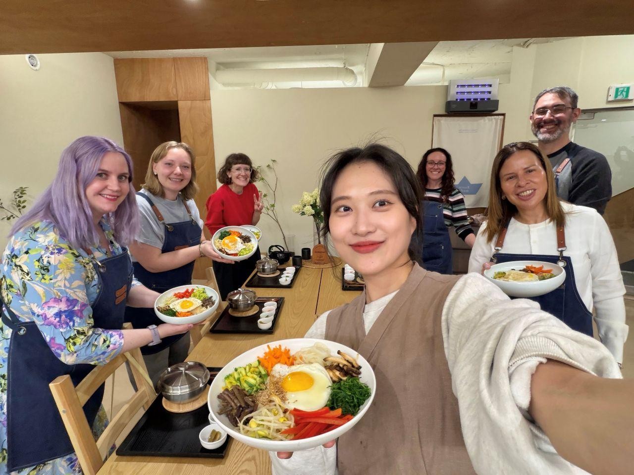 Busan: Hands-on Korean cooking class & Local Market Tour 3