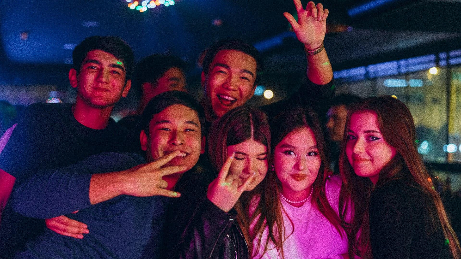 Baku Nightlife: Unlimited Beer, Snacks & VIP Club
