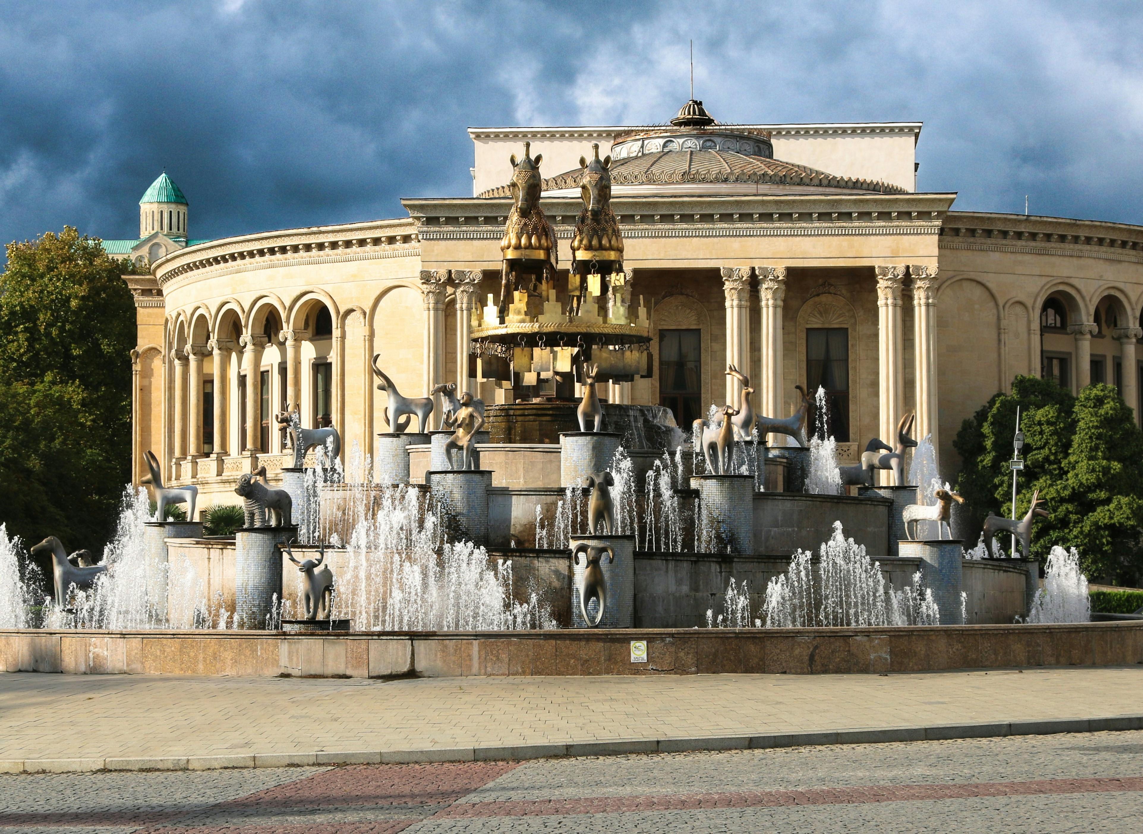 Kutaisi City Walking Tour + Free Wine Tasting 3