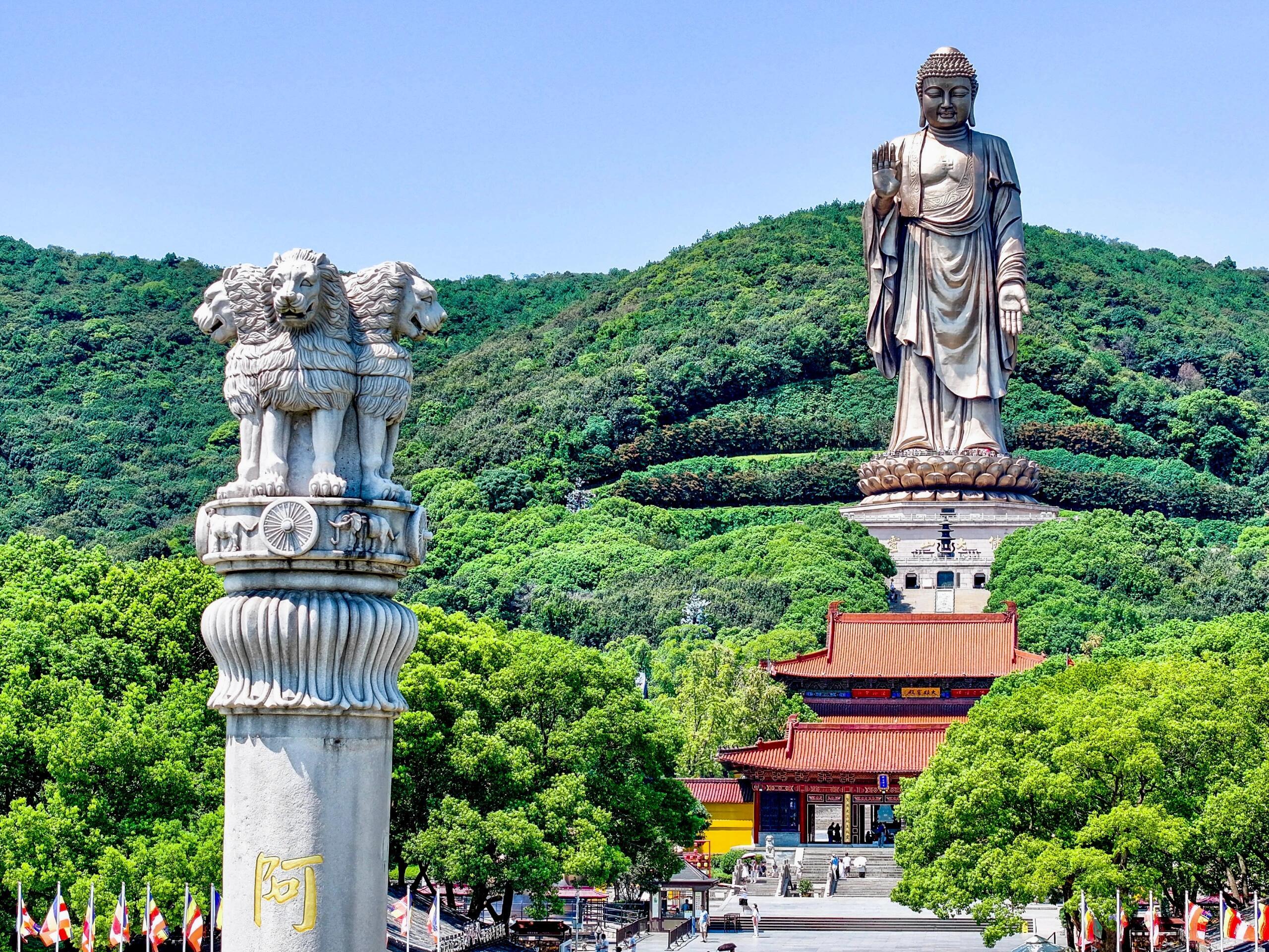 From Shanghai: Wuxi Lingshan Buddha & Nianhua Bay Tour 2