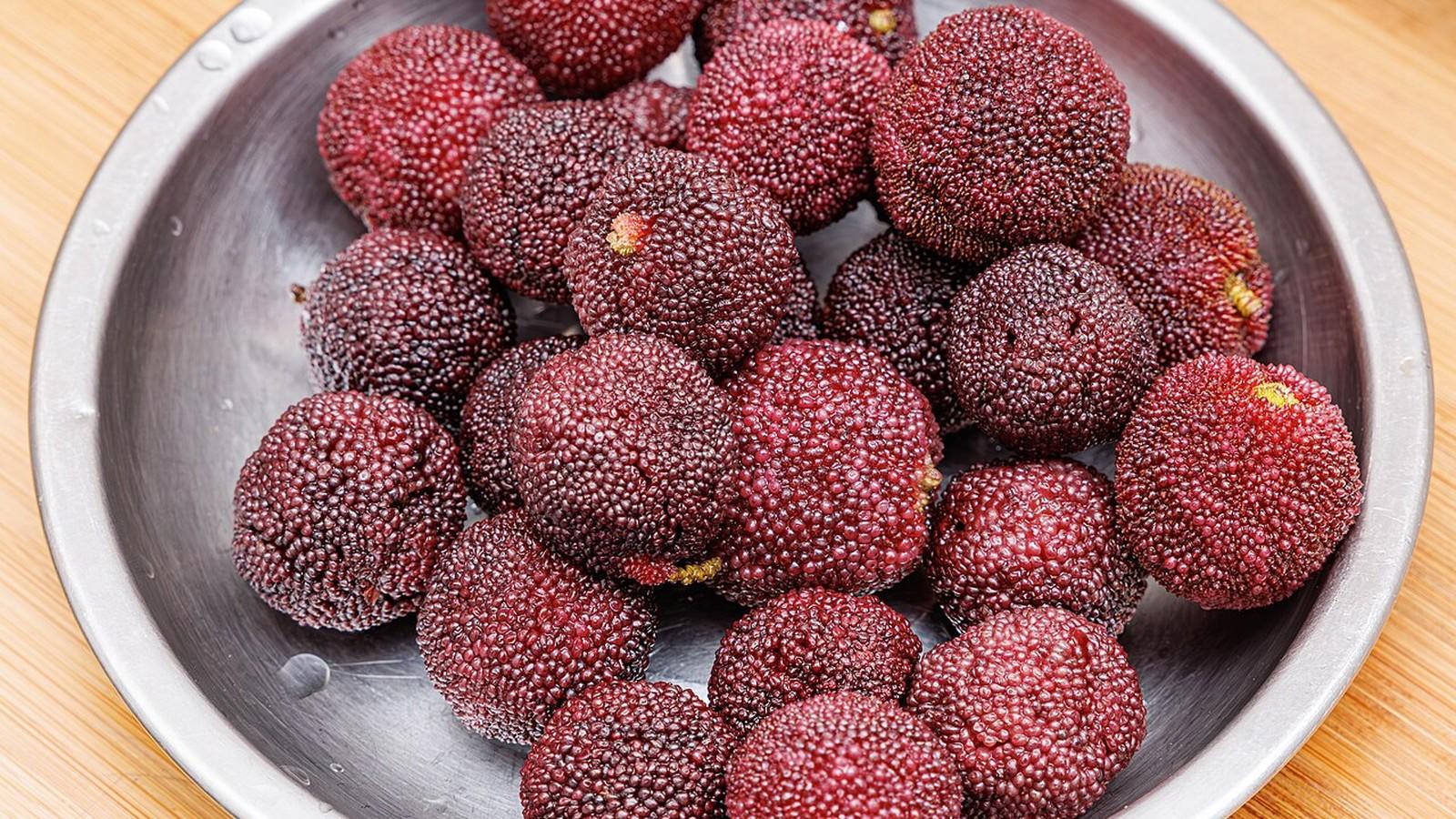 Suzhou: Xishan Island & Bayberry Picking Private Day Trip 3