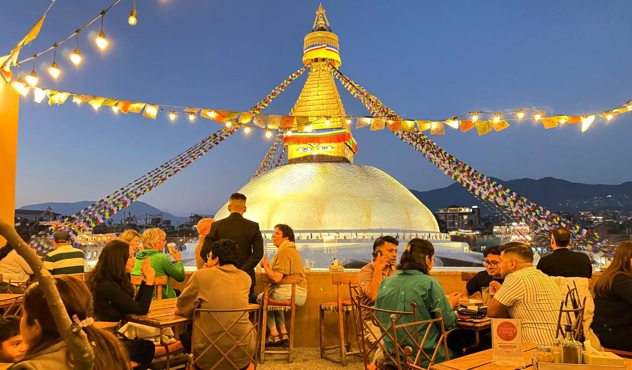 Kathmandu: Pashupatinath and Bouddhanath Evening Tour