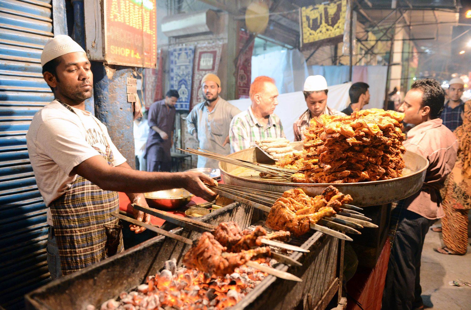 Delhi Markets: A Cultural Shopping Experience with an Expert 2