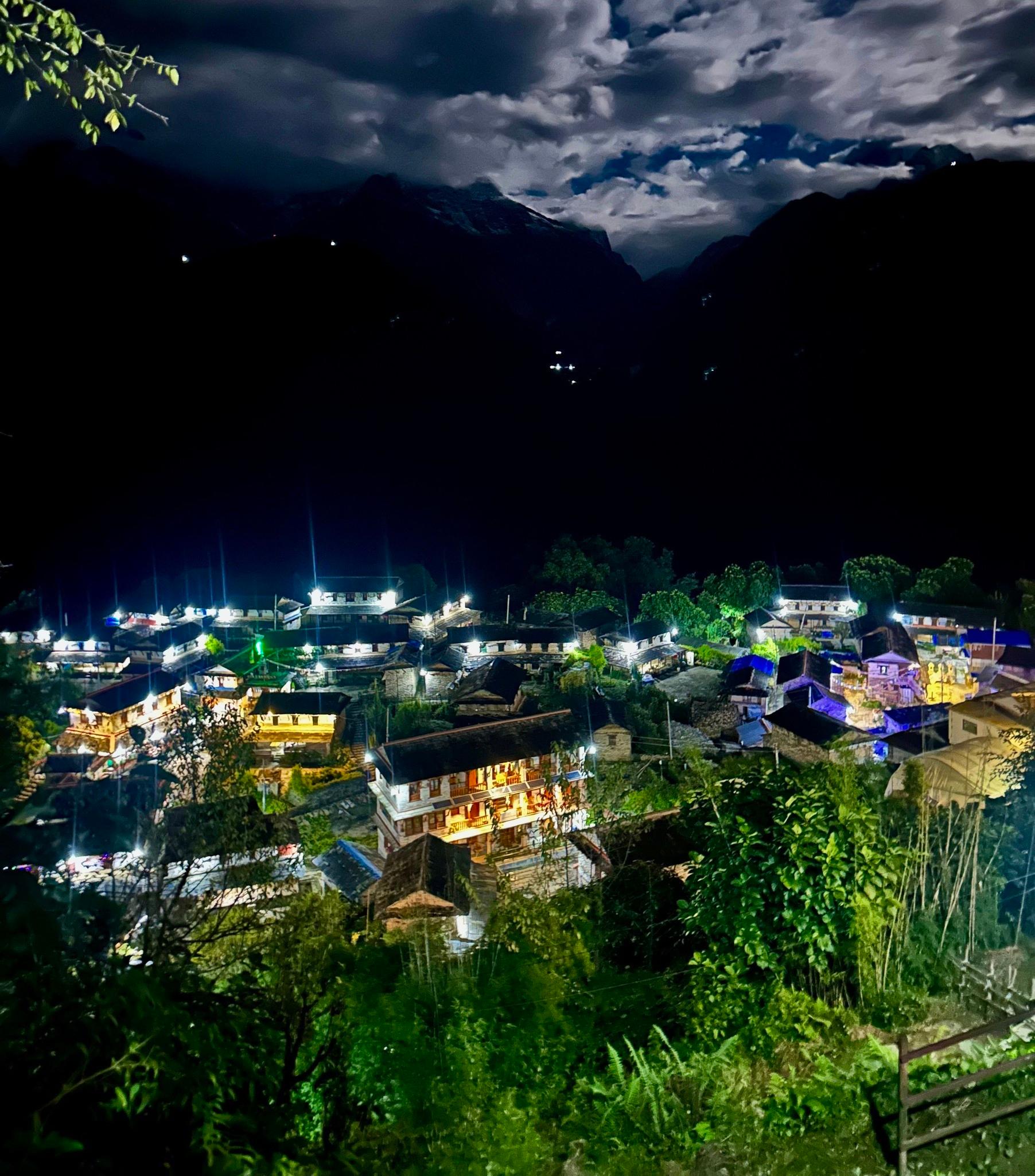 Pokhara: 2-Day Ghandruk Village Tour With Guide