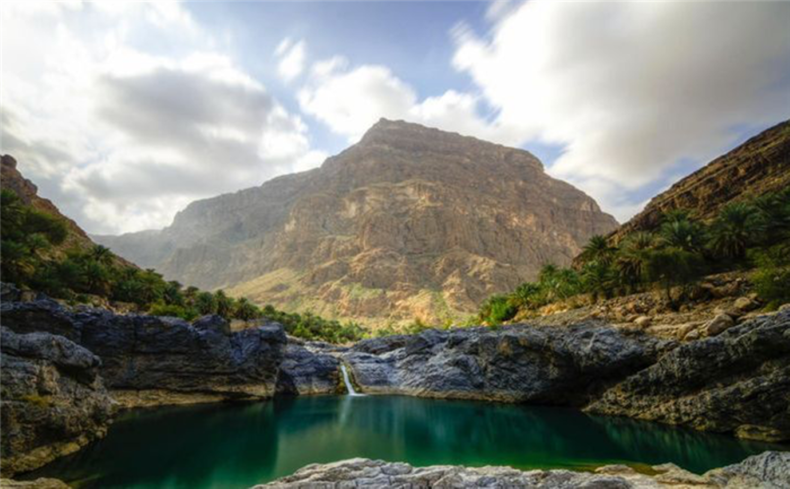 From Muscat: Wadi Al Arbaeen, Fins & Bimmah Coastal Tour 3