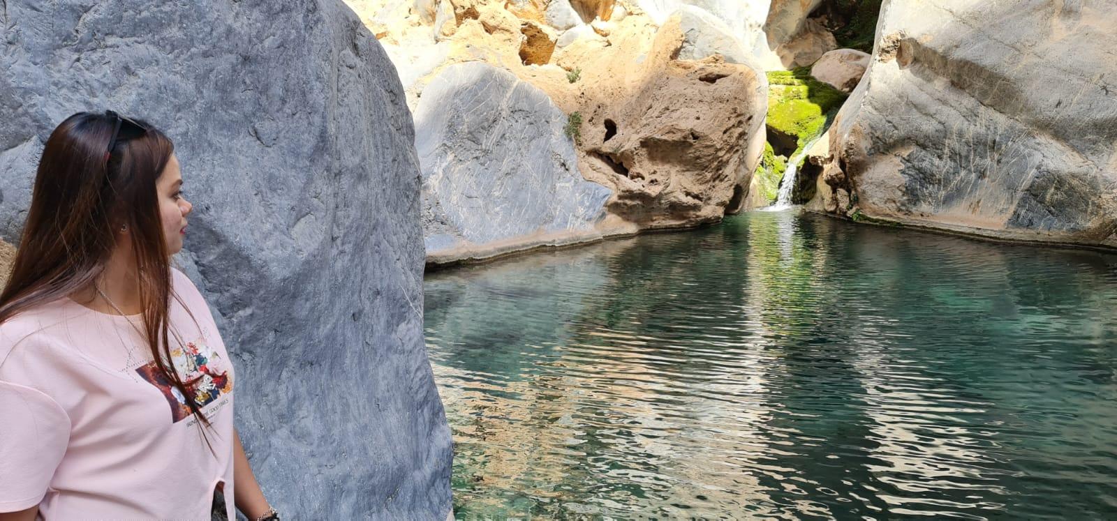 Wadi Qurai and Samail Castle Guided Tour