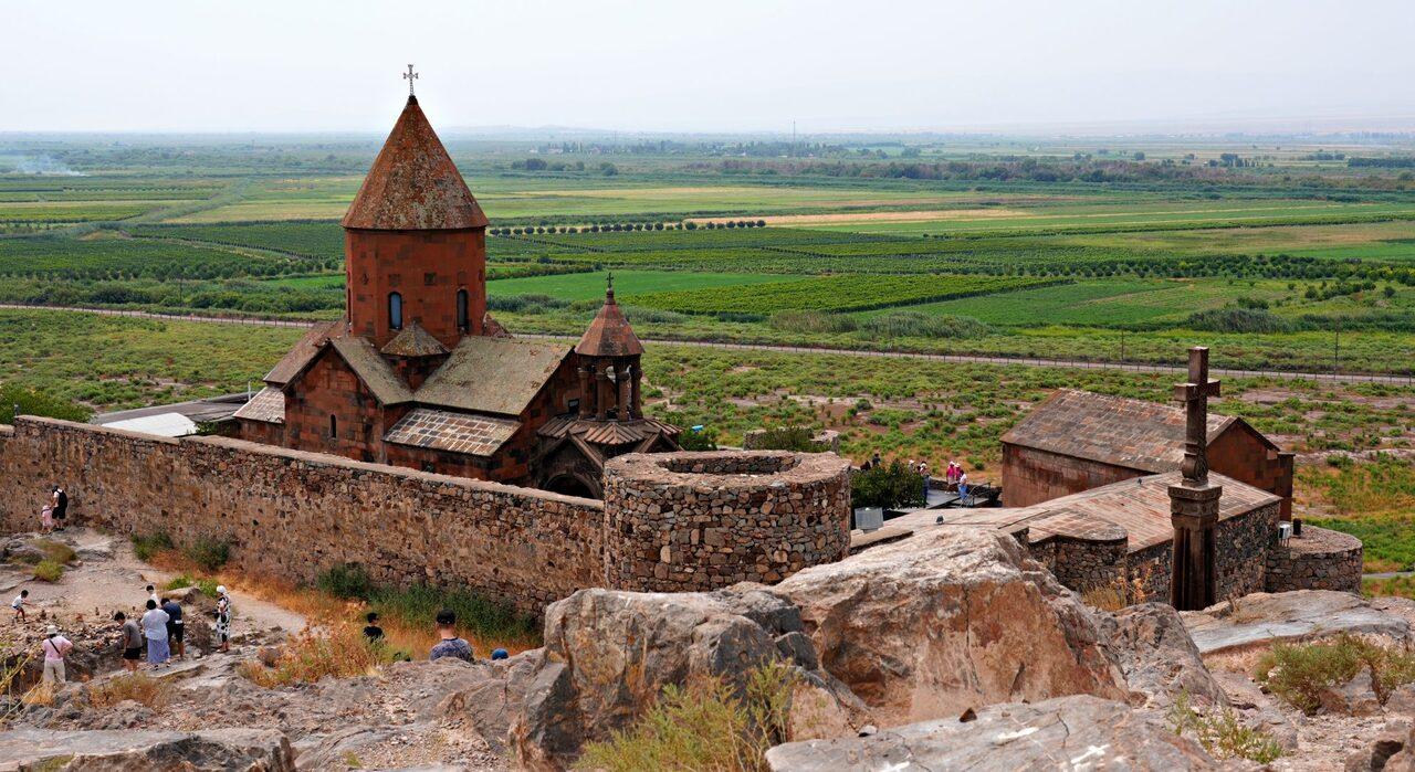 Must Go : Khor Virap, Azat, and Garni Temple Evening Tour 2