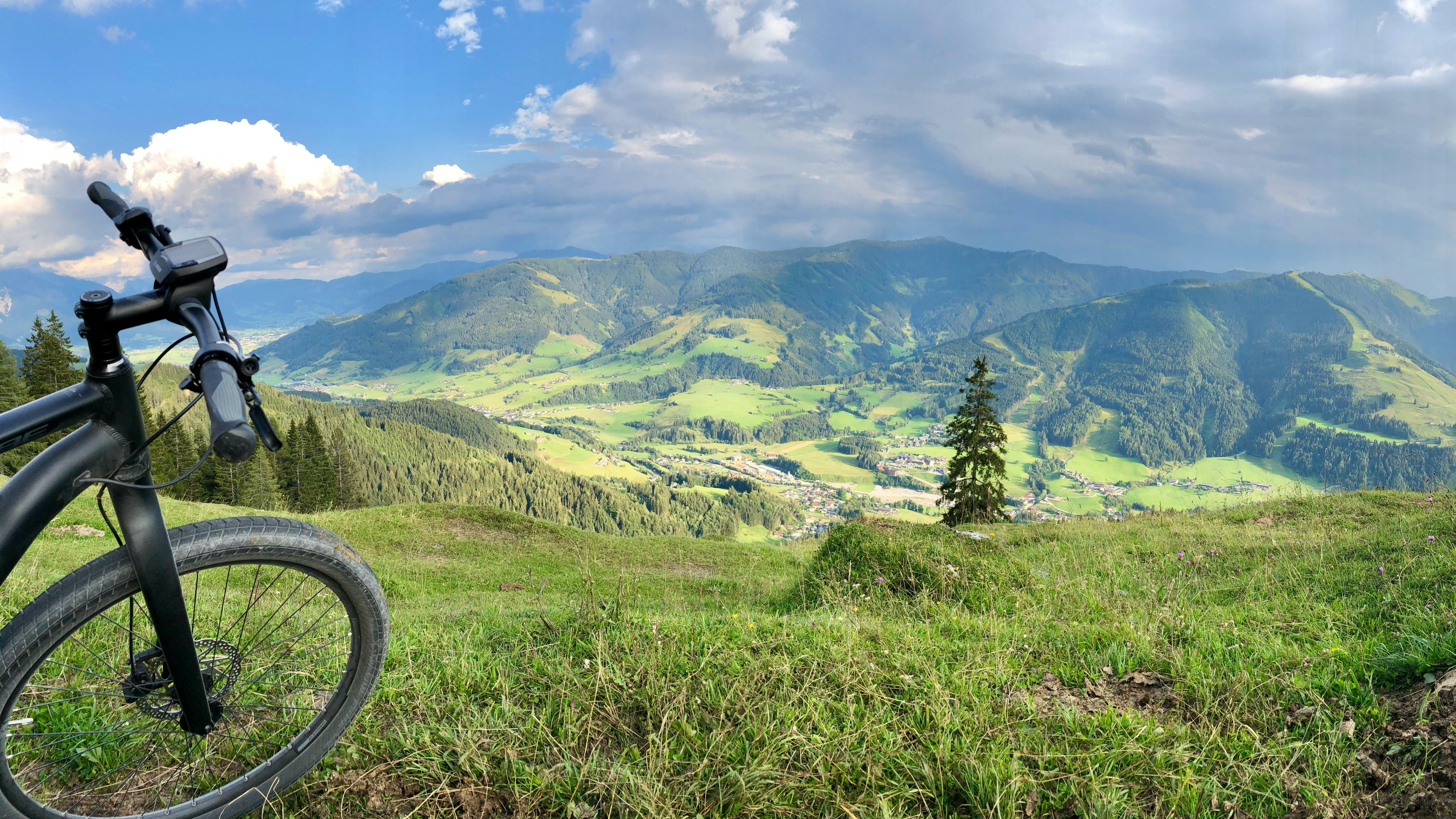 Pokhara: Australian Base Camp Enduro Mountain Biking Tour 2
