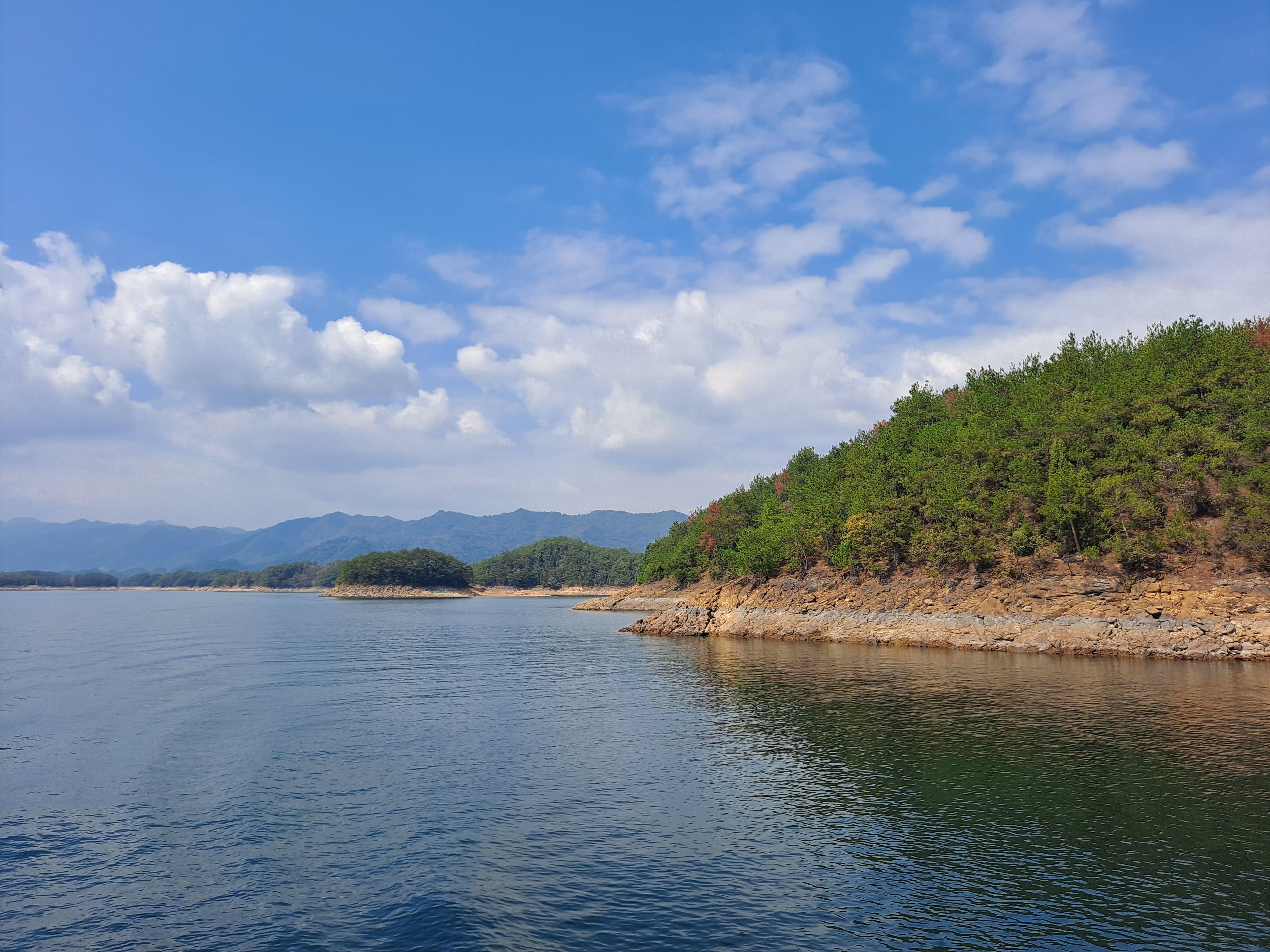 From Shanghai: Qiandao Lake 2-Day Private Tour with Cruise 3