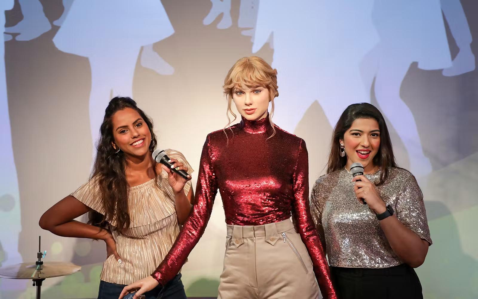 Dubai: Madame Tussauds Ticket+Private GMC Yukon Transfer 2