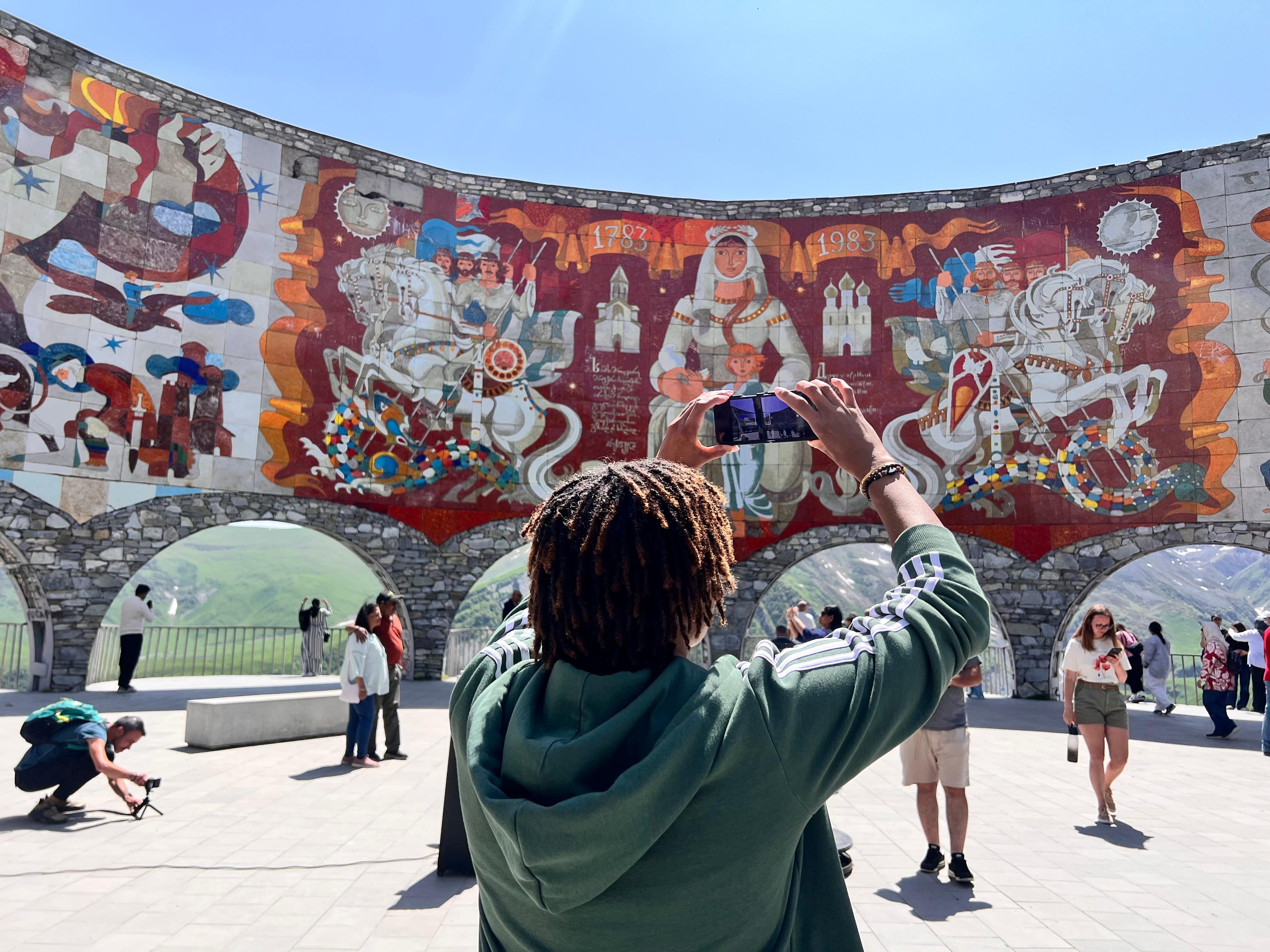 Tbilisi: Kazbegi Day Trip with Khinkali Masterclass