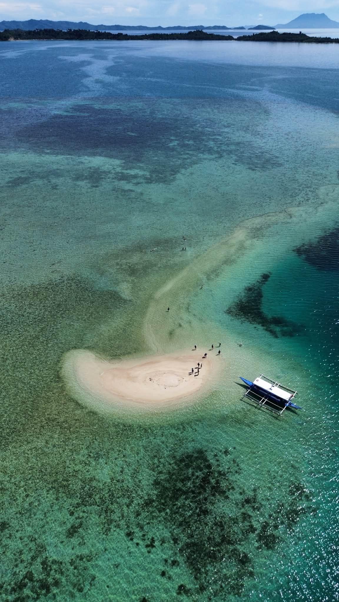 Port Barton: Island Hopping with Drone and Underwater Photos 3