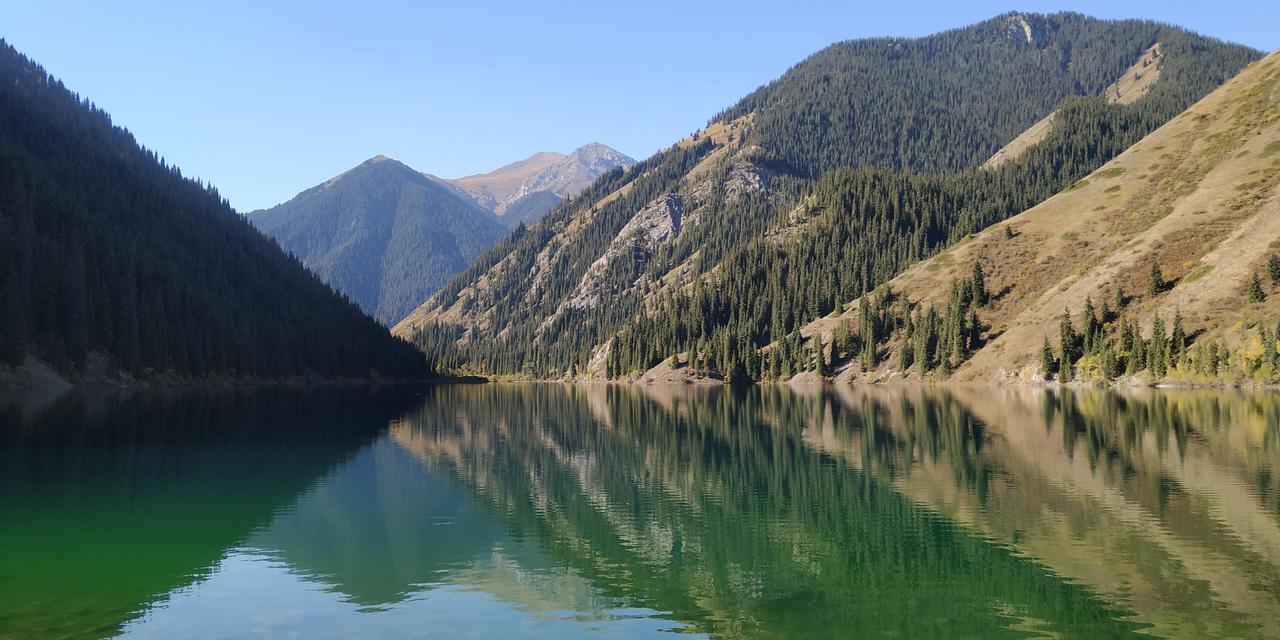 From Almaty: Private 2-Day Tour of Charyn, Kolsay & Kaindy