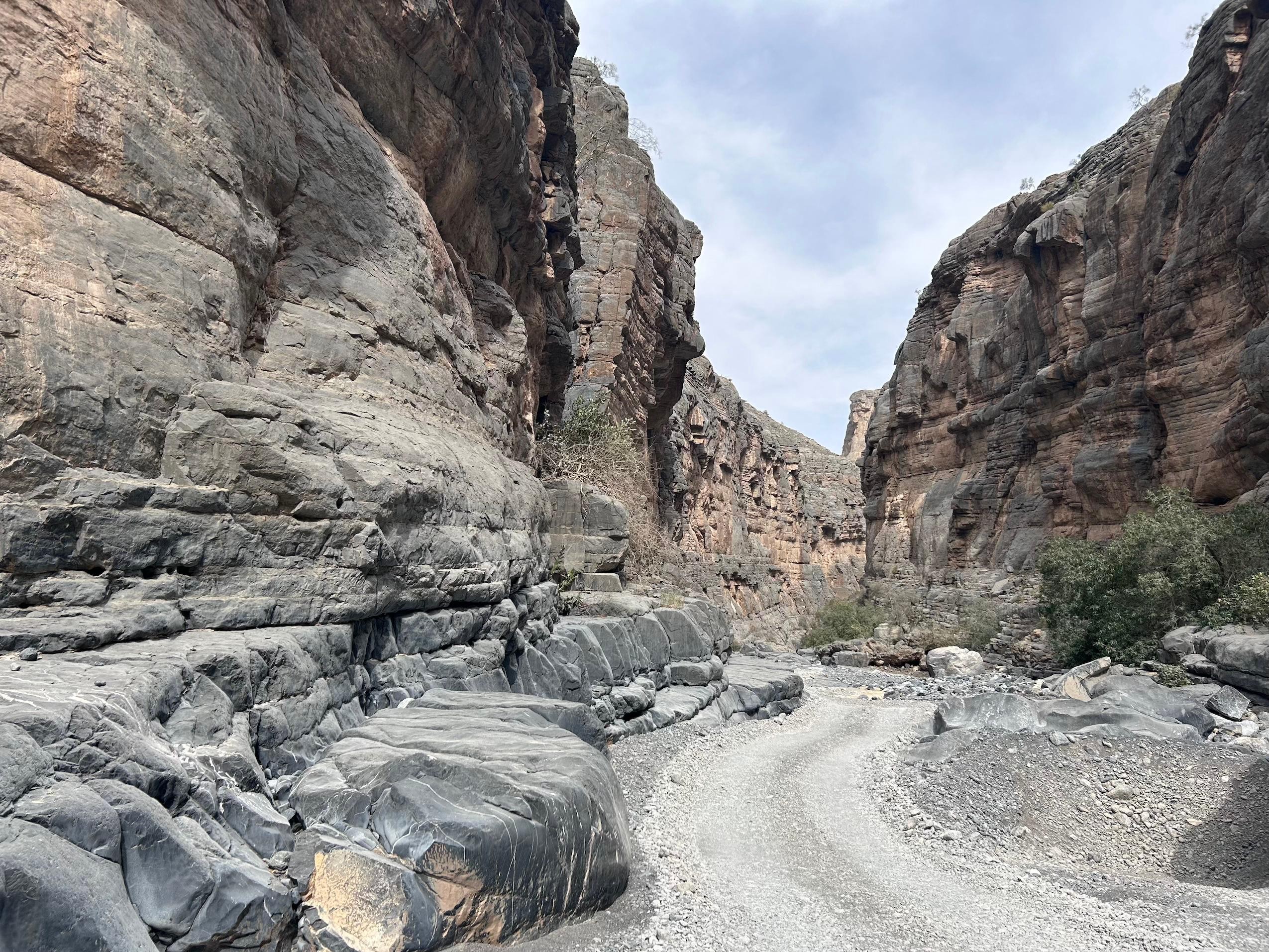 From Muscat: Private Jabal Shams & Wadi Nakhar Day Trip