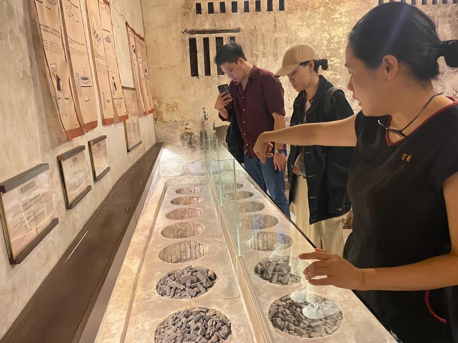 Dadaocheng: Walking Tour of Taipei's Past & Present 2