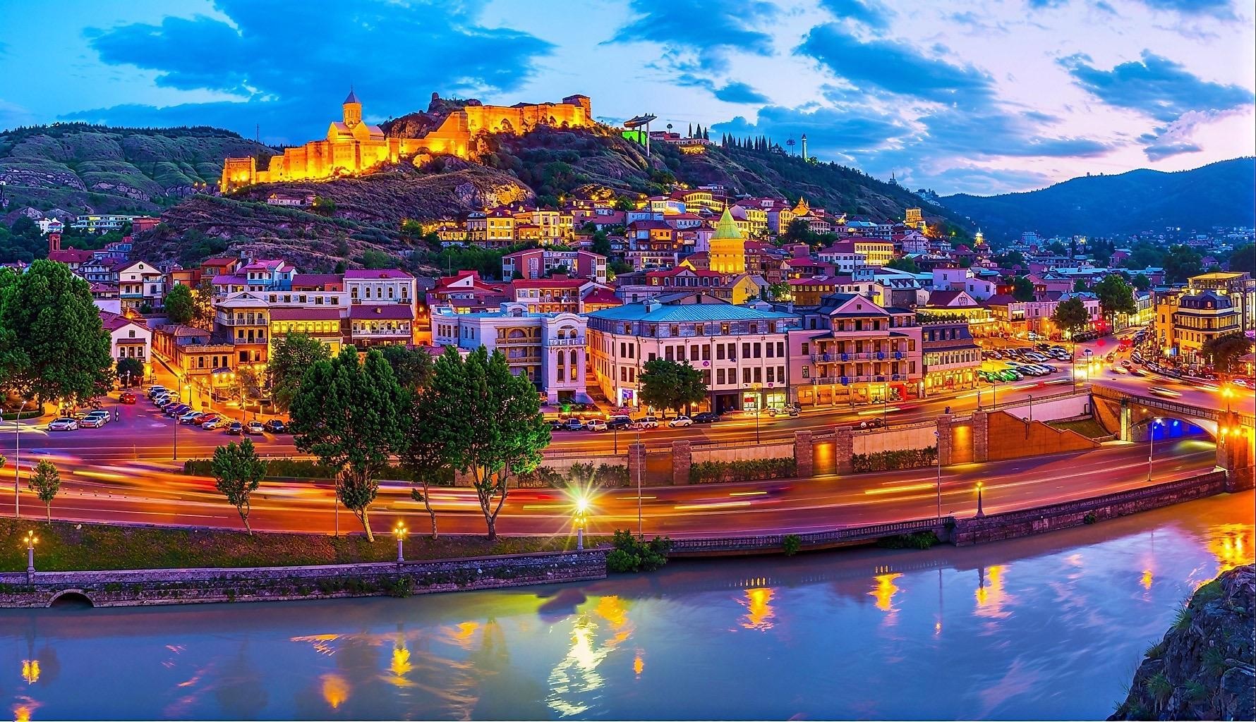 Tbilisi: City Highlights Electric Car Tour