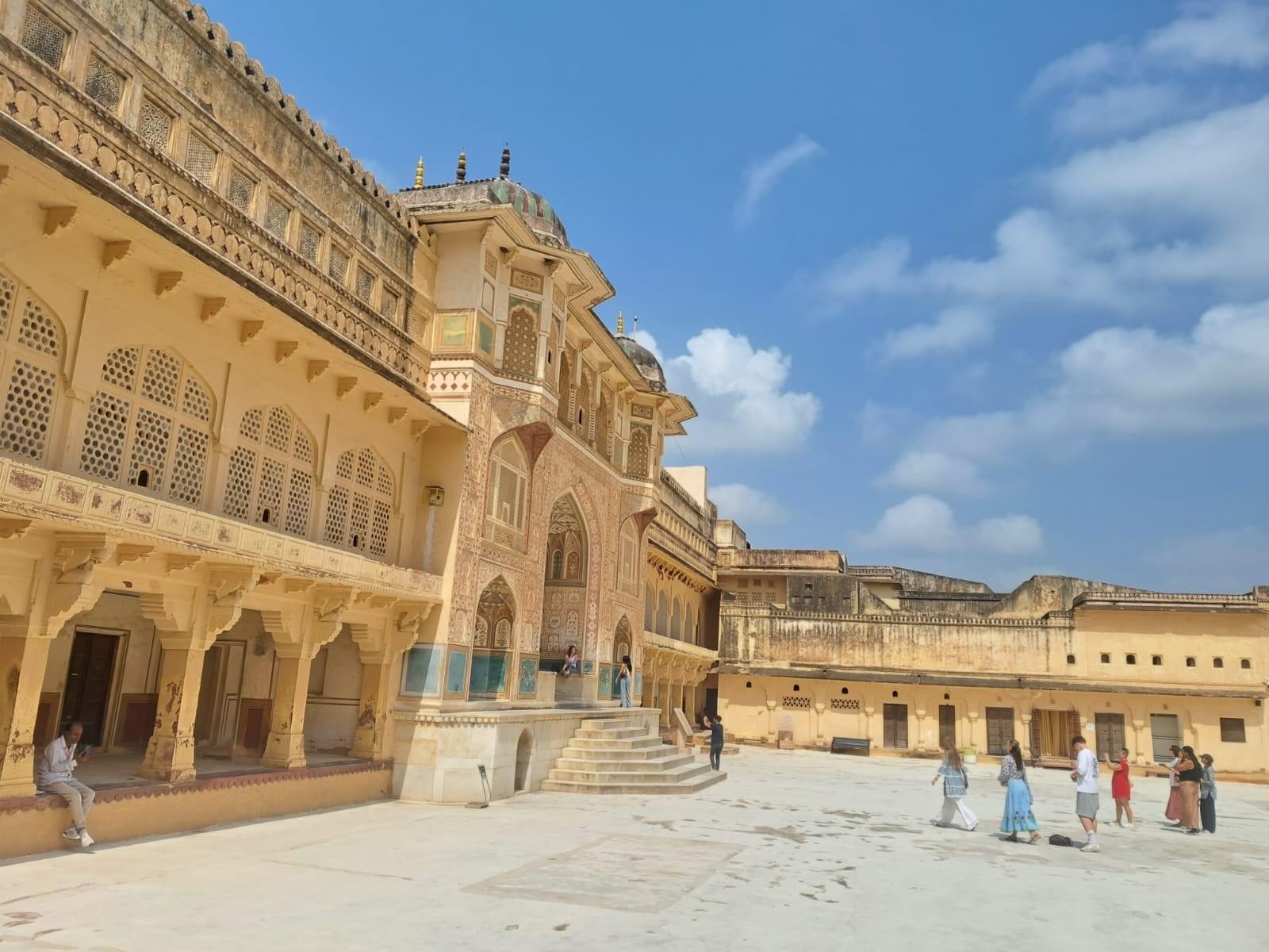 6-Days Golden Triangle Tour – Explore Delhi, Agra & Jaipur 3