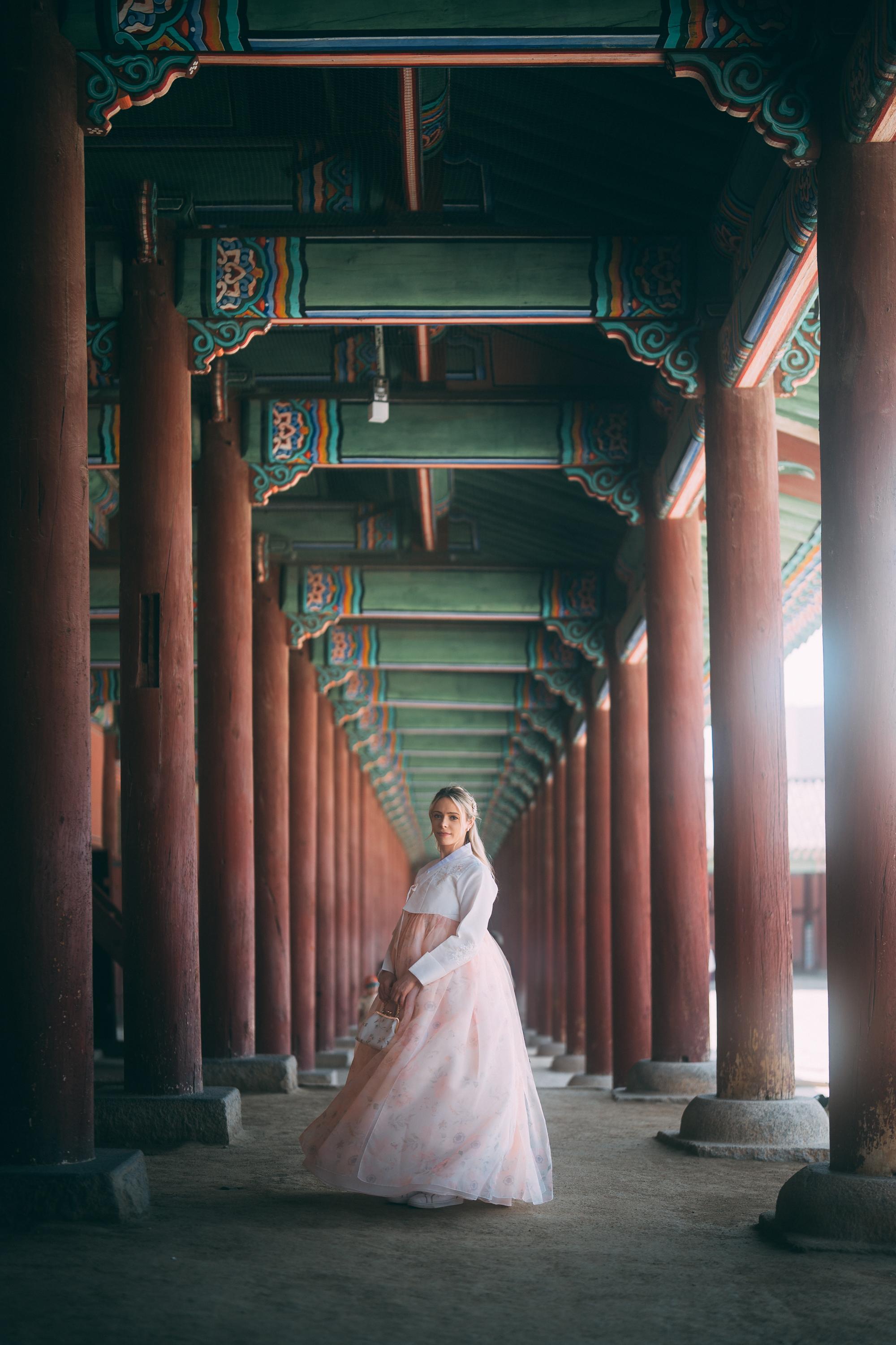 Seoul: Vintage Photoshoot with Professional Photographer 2