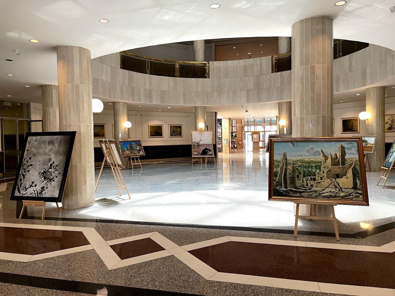 Riyadh: King Fahad National Library Guided Tour 3