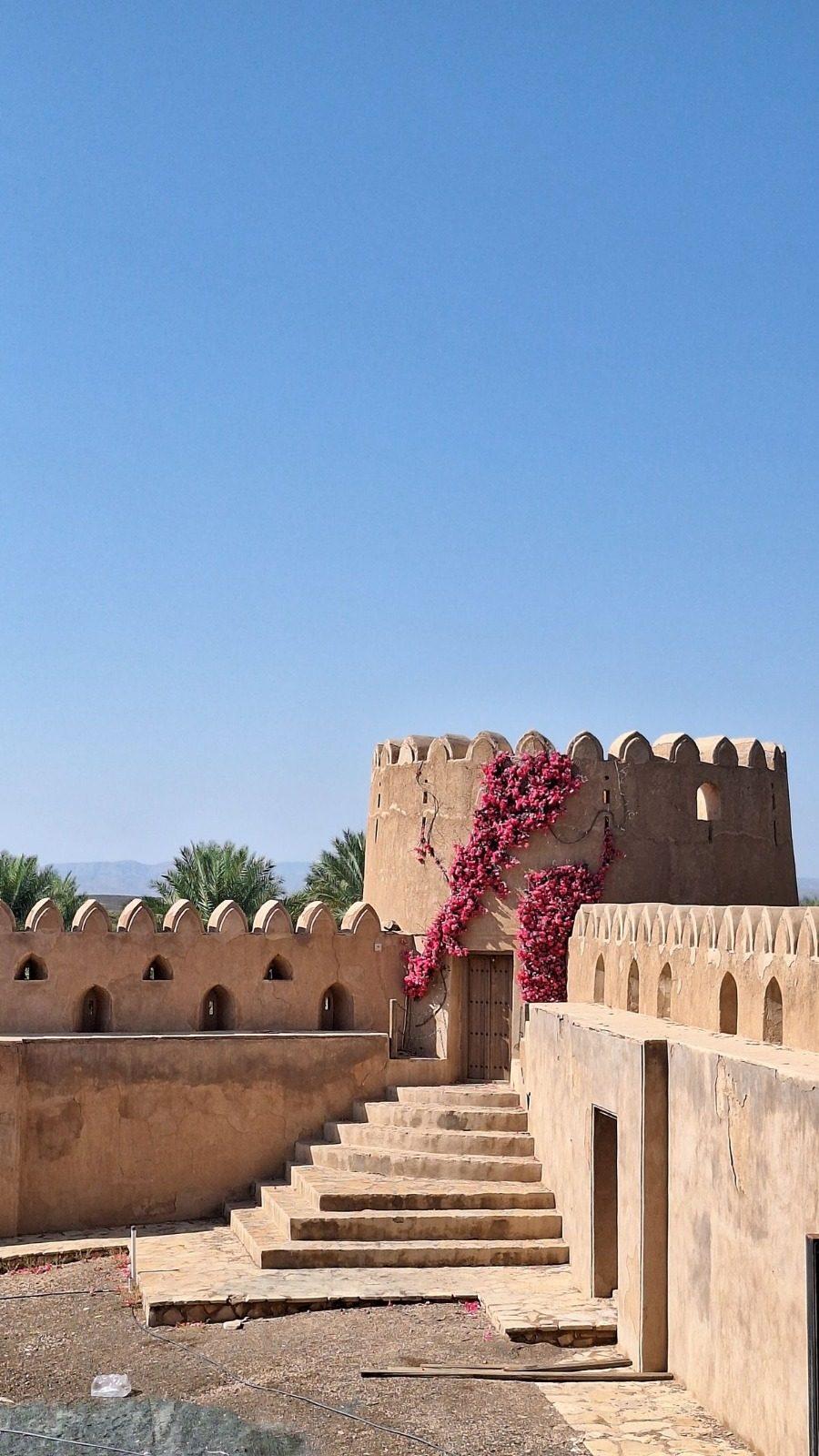 Muscat: Private Nizwa, Bahla & Jabrin Forts Full-Day Tour