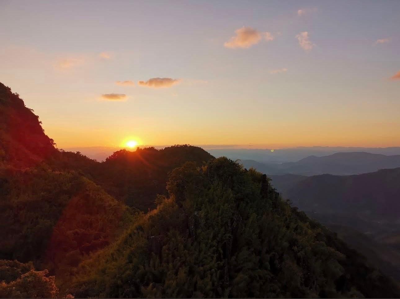 Nong khiaw: Trekking To Camping Above The Clouds — guided tour in Nong Khiaw