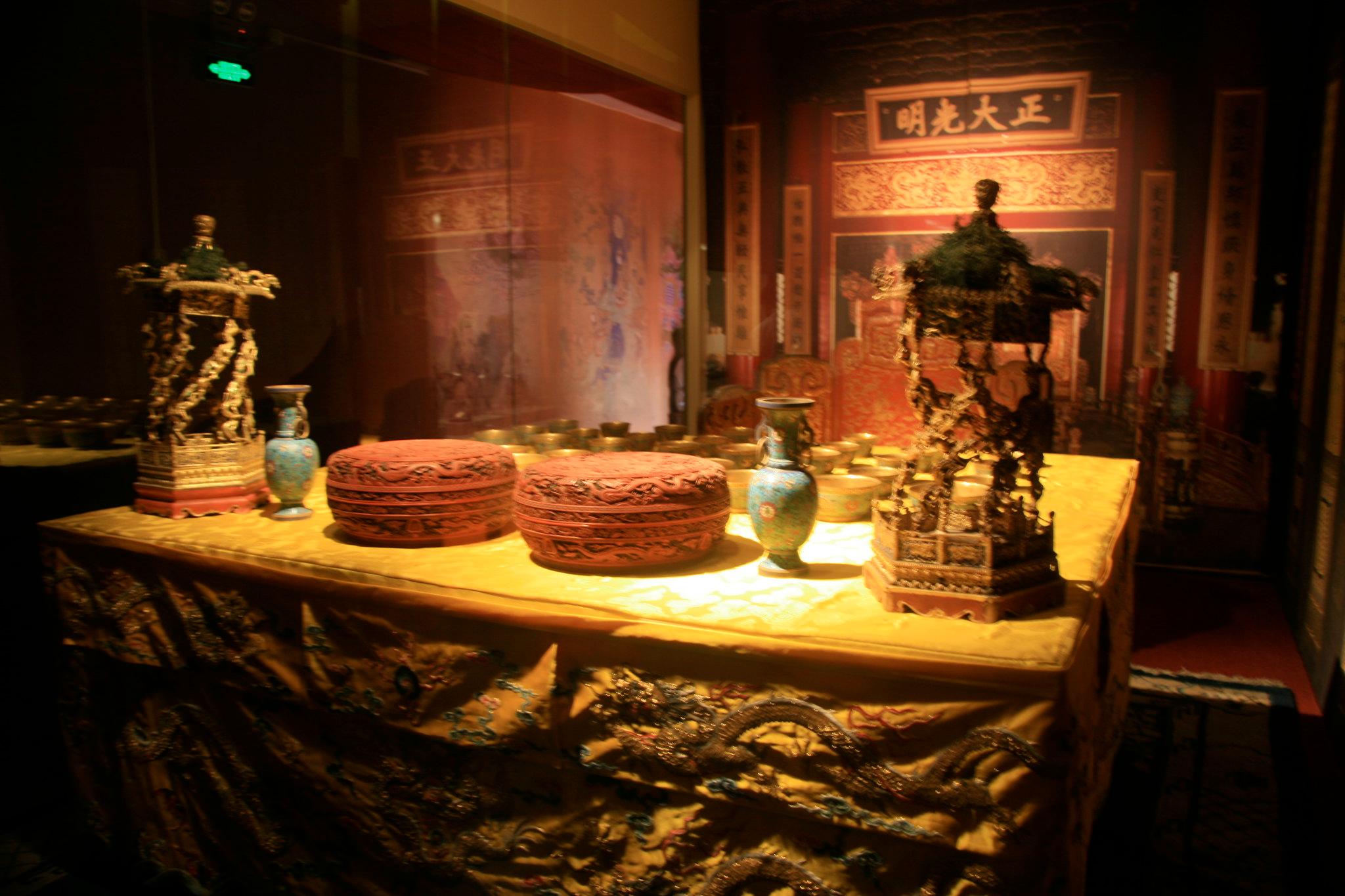 In-depth Forbidden City Tour with Imperial Icehouse Lunch 3