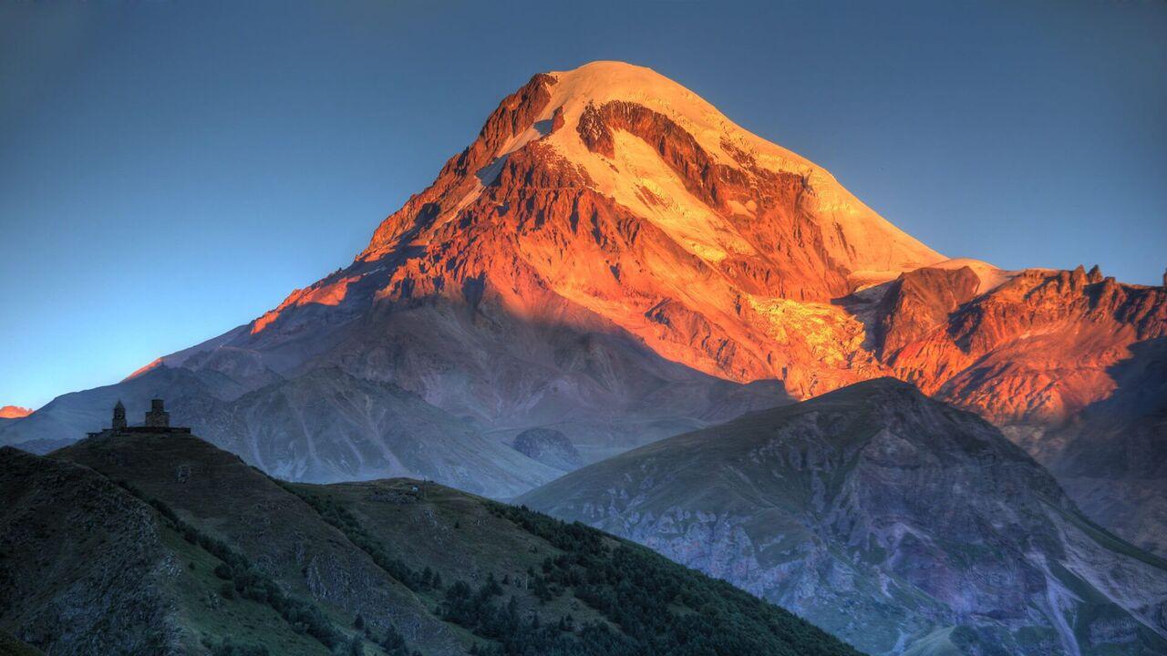 7-Day Georgia Tour with Wine, Mountains, Canyons & Meals 3