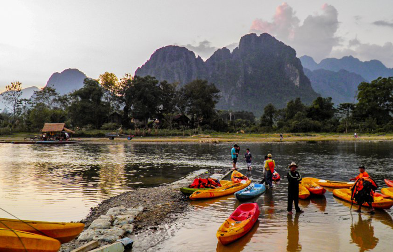 Vang Vieng:Kayaking&Water Cave&Tham Chang Cave&Blue Lagoon 2 2