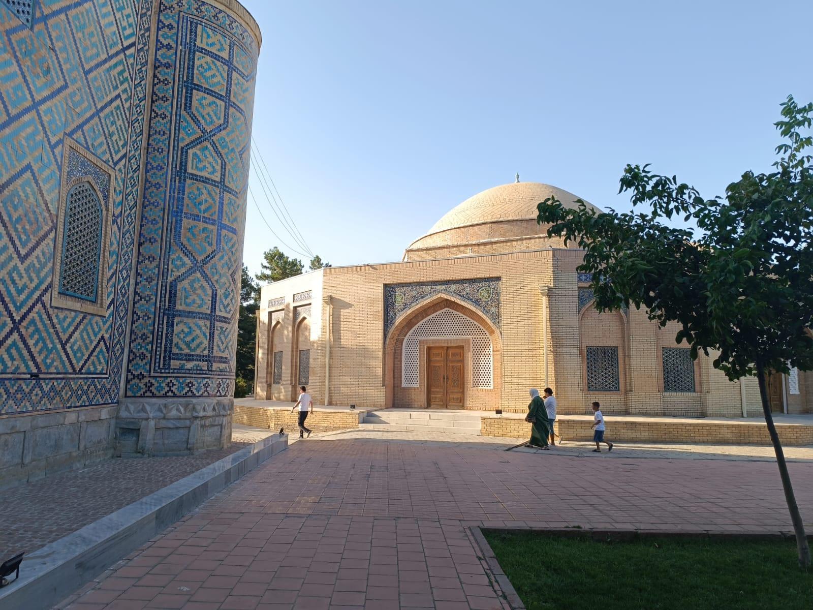 Samarkand: Private Night Tour with Transportation and Spanish-Speaking Live Guide 2