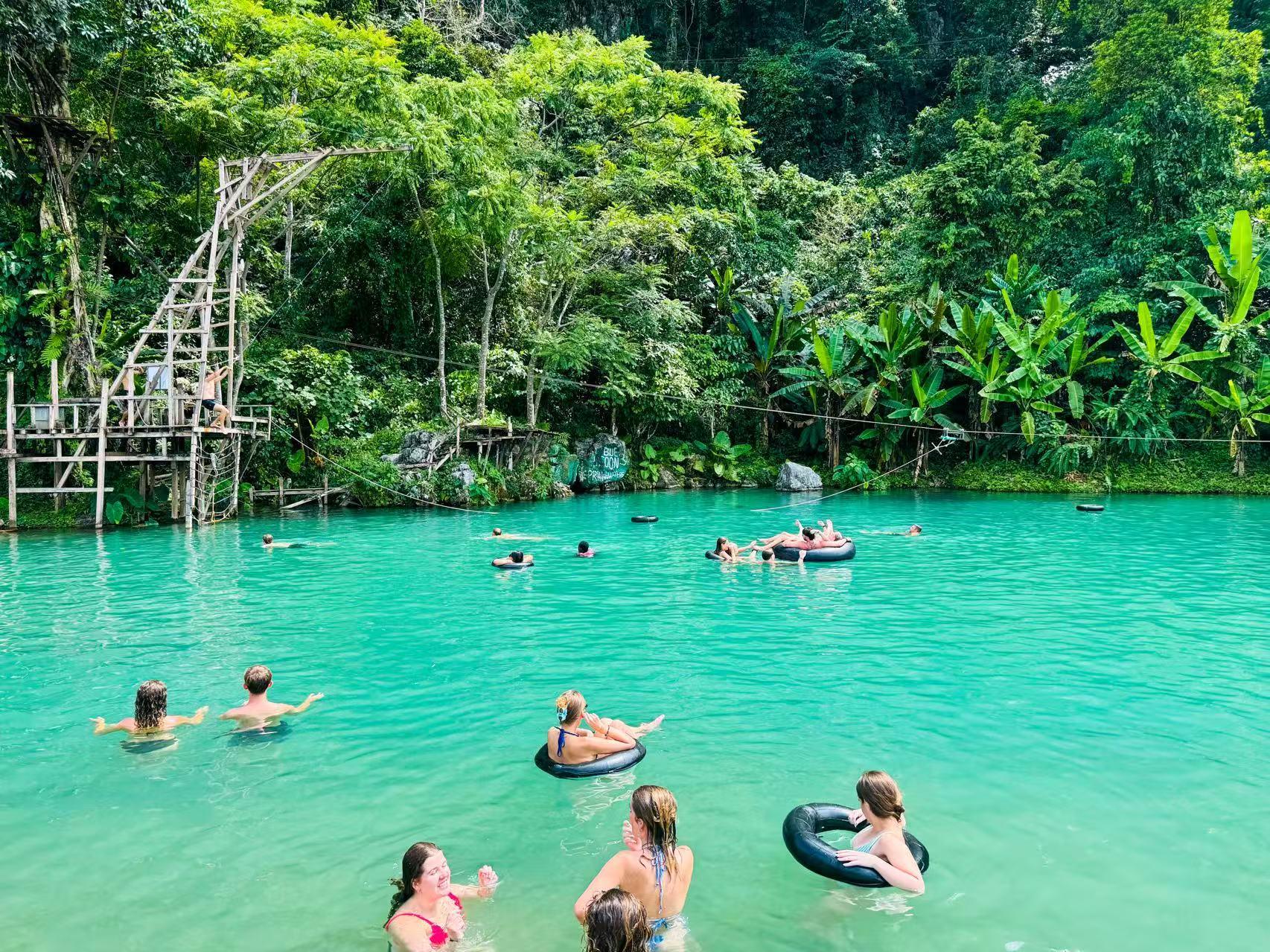Vang Vieng:Zipline,Water Cave,Tham Chang,Kayak,Blue Lagoon 3