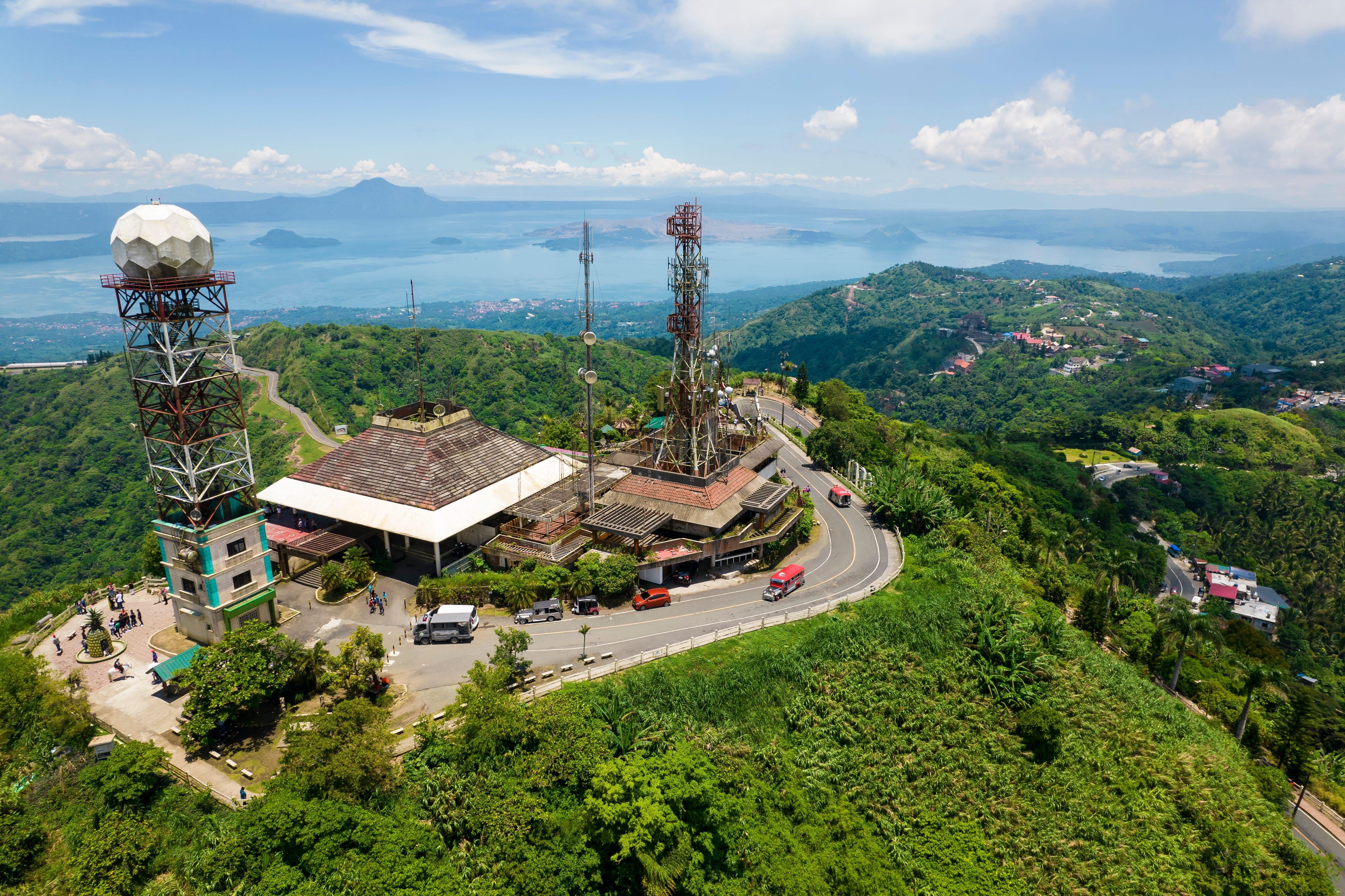 Skyline Escape: Tagaytay Day Tour from Manila (Private) 3