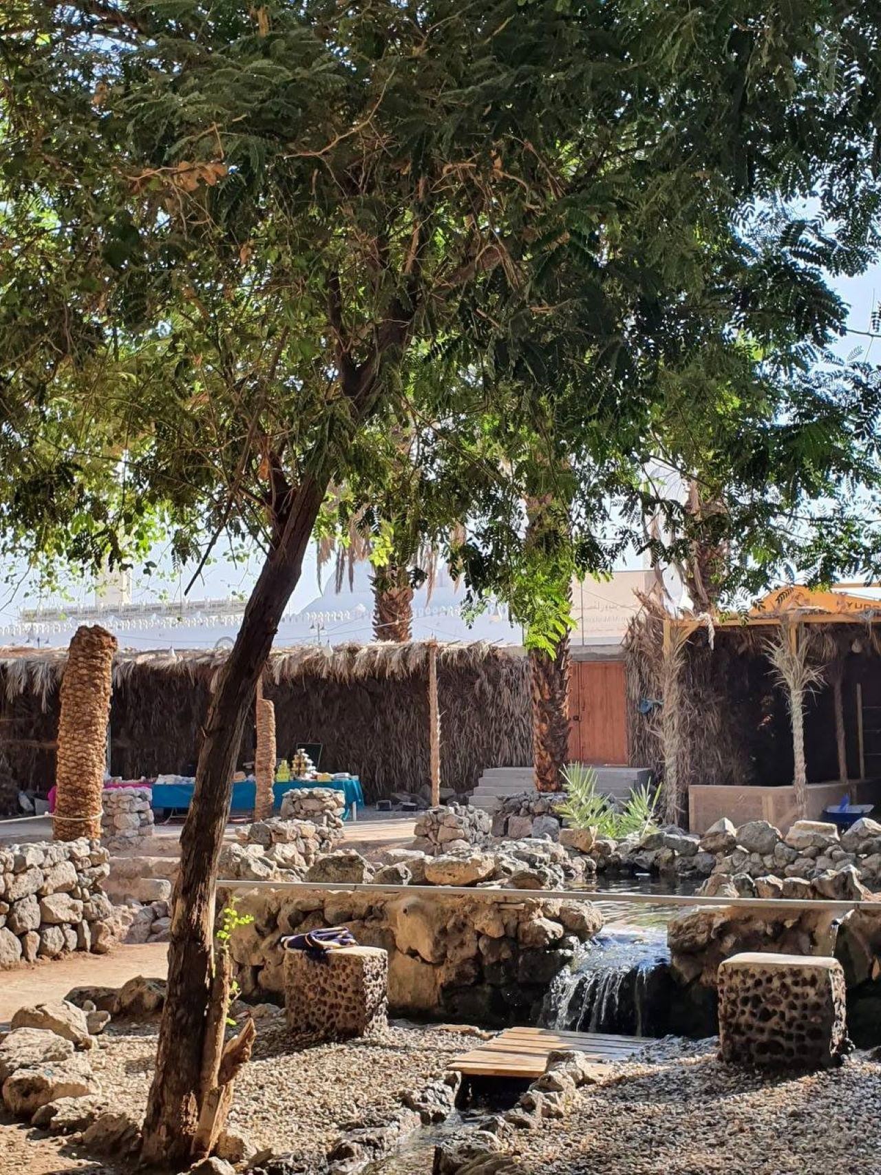 Madinah: Four Wells Tour & Al-Tabbakha Traditional Market — guided tour in Medina