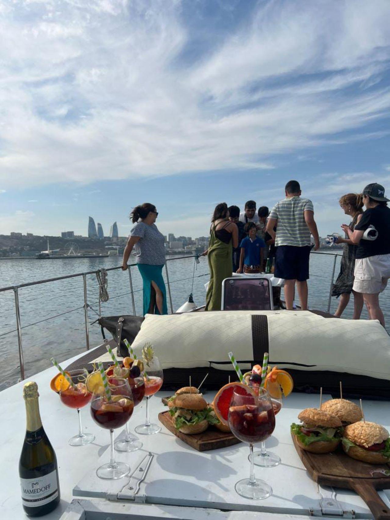 Yacht Tour Baku with Wine Tasting 2