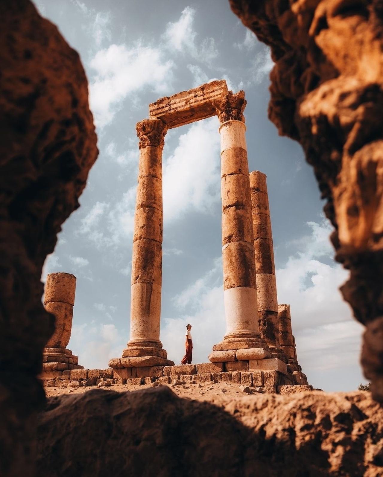 Luxury 4-Day Jordan Tour: Petra, Wadi Rum, Dead Sea & Amman