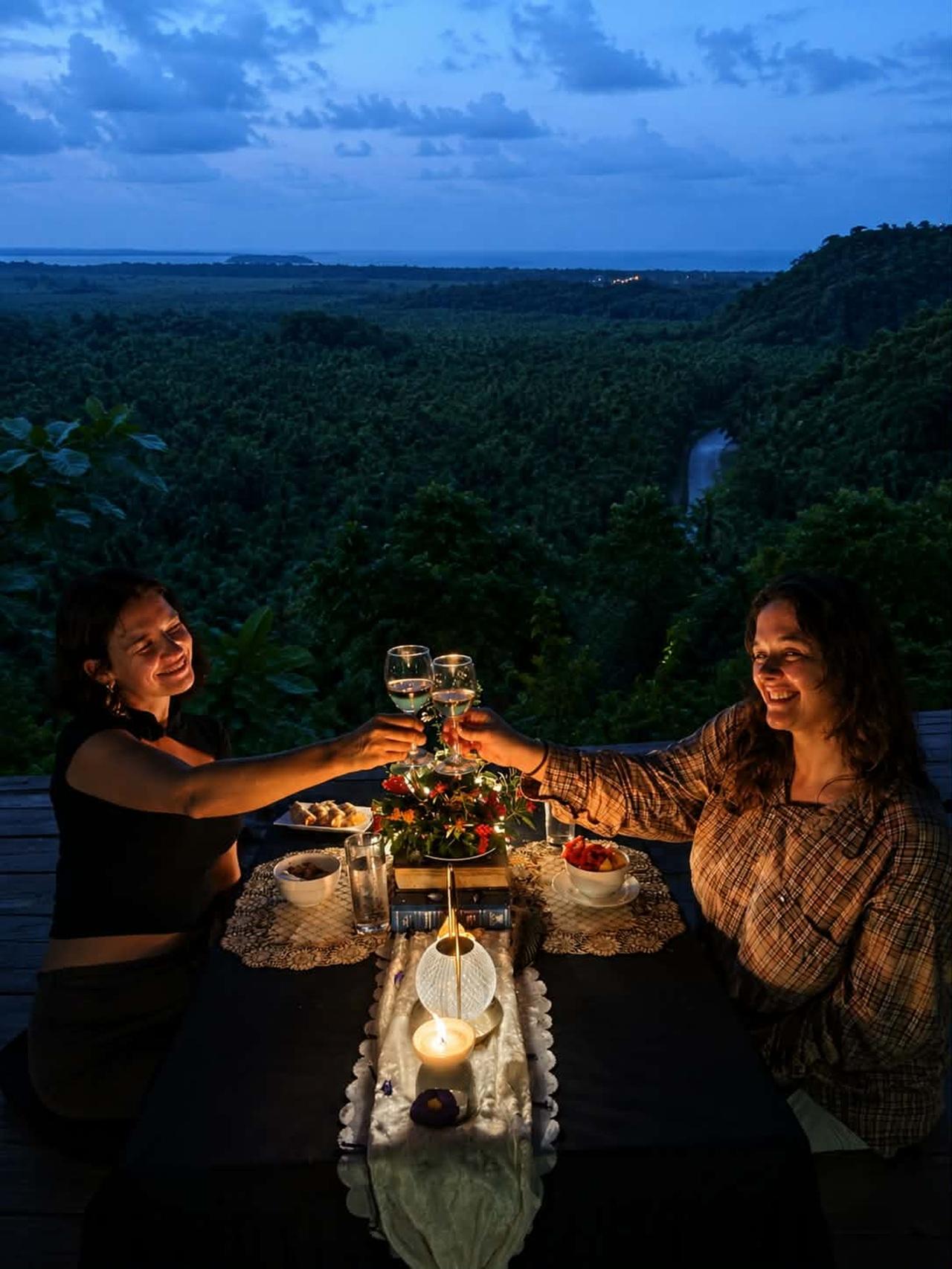 Siargao: Romantic Sunset Dinner with a View incl. Pickup 3
