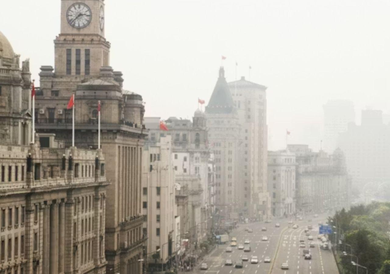 Shanghai: Private Bund & Old City Architecture Tour 3