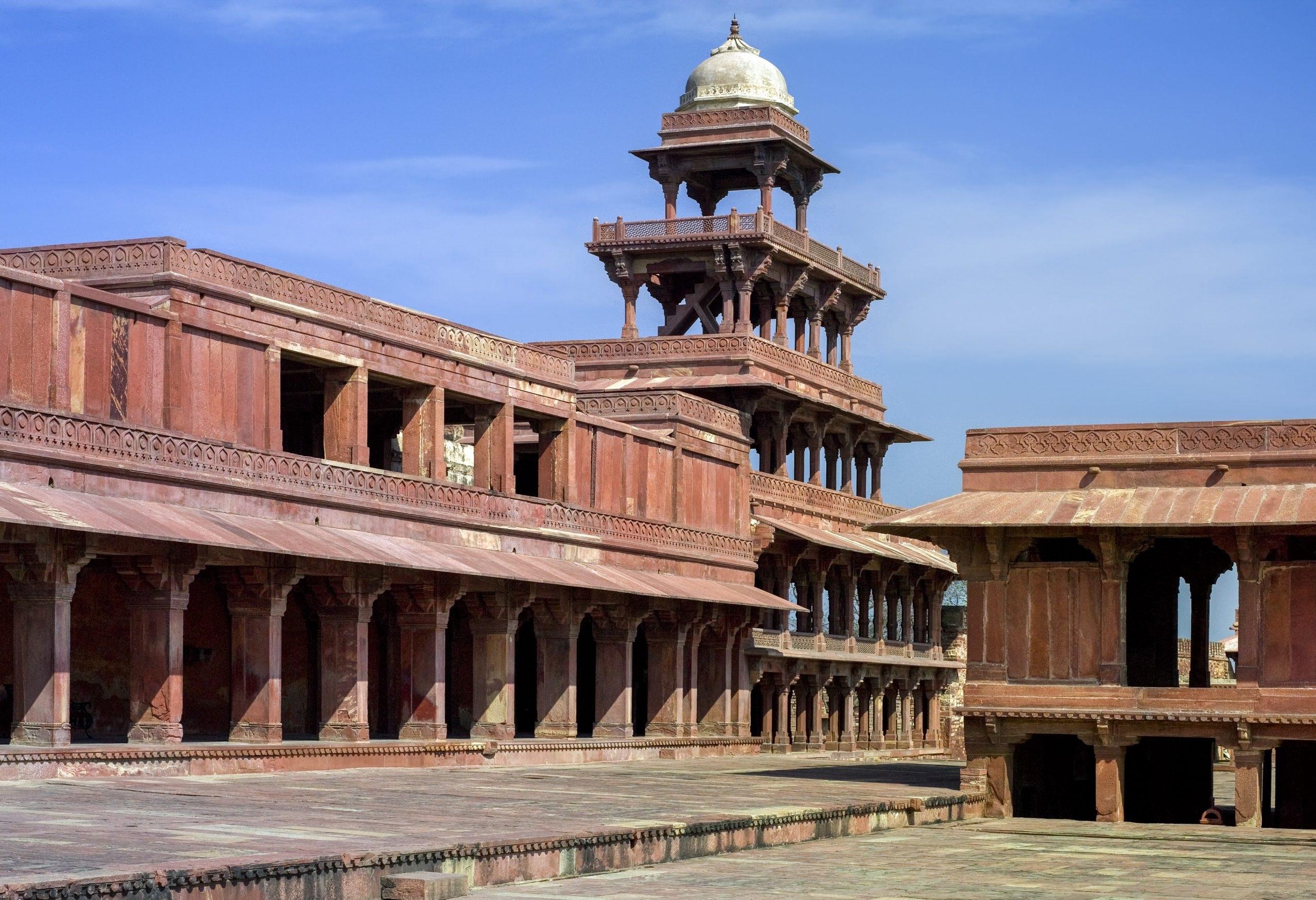 From Agra: Explore Fatehpur Sikri and Sikandra (Akbar Tomb) 3