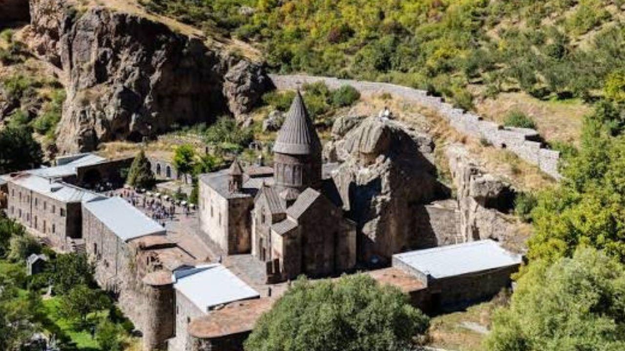 Armenia: Garni, Geghard, Symphony of Stones & Azat Reservoir 2